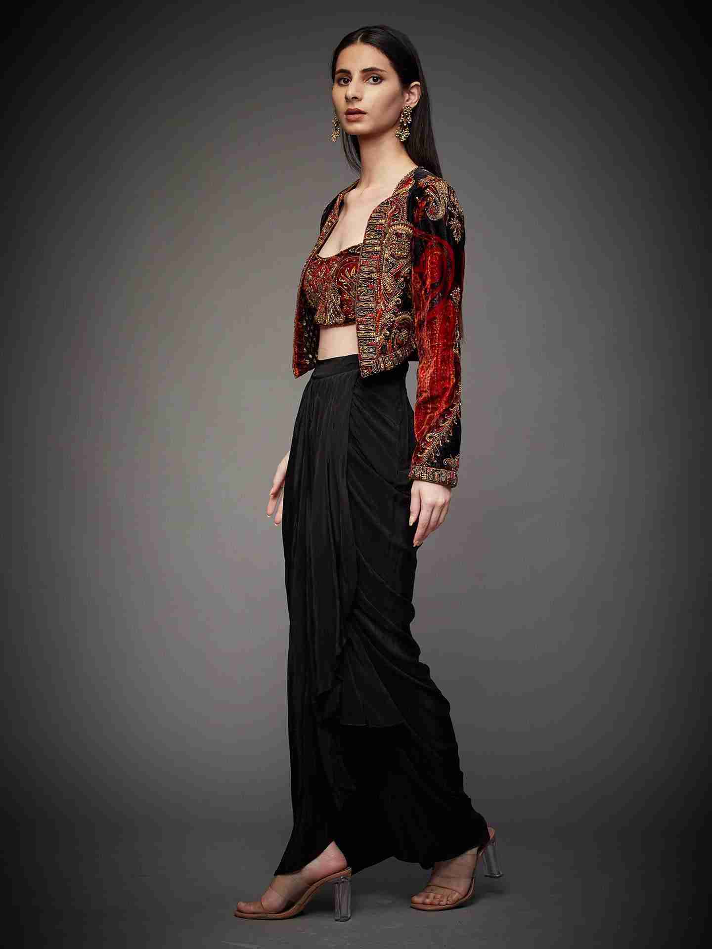 Black & Multi Harvana Ensemble