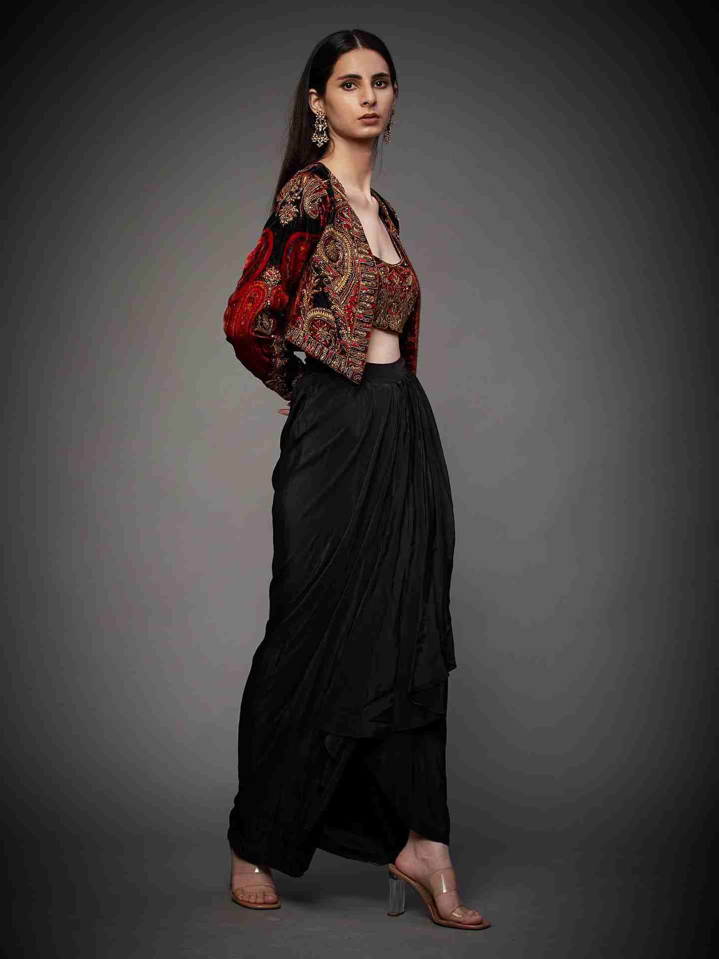 Black & Multi Harvana Ensemble