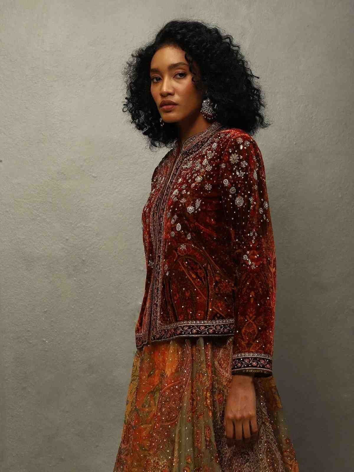 Black & Wine Chakori Velvet Jacket