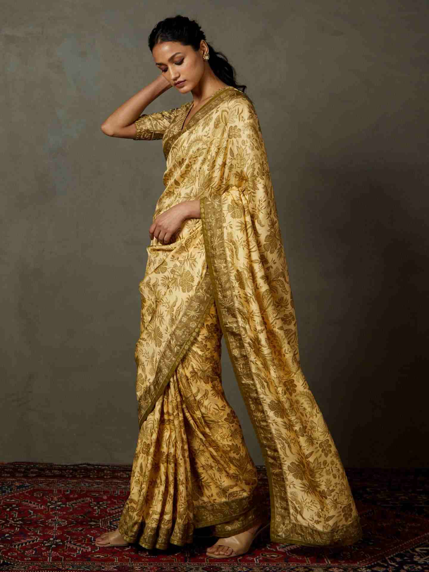 Khaki & Beige Anayna Saree With Unstitched Blouse