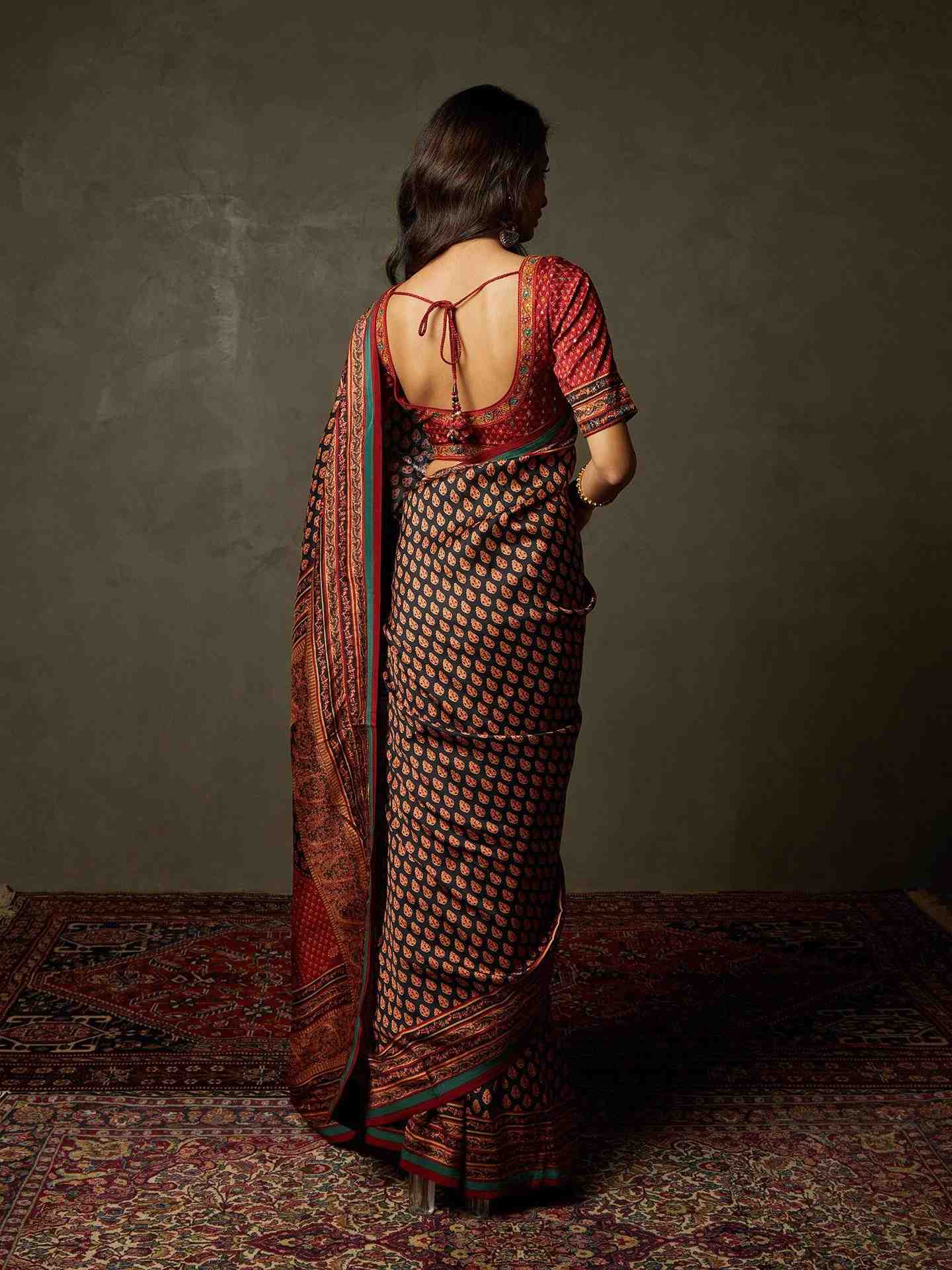Black & Red Sanganeri Saree With Unstitched Blouse