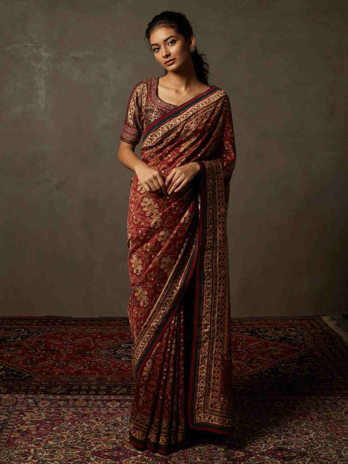 Burgundy Kulah Saree With Unstitched Blouse