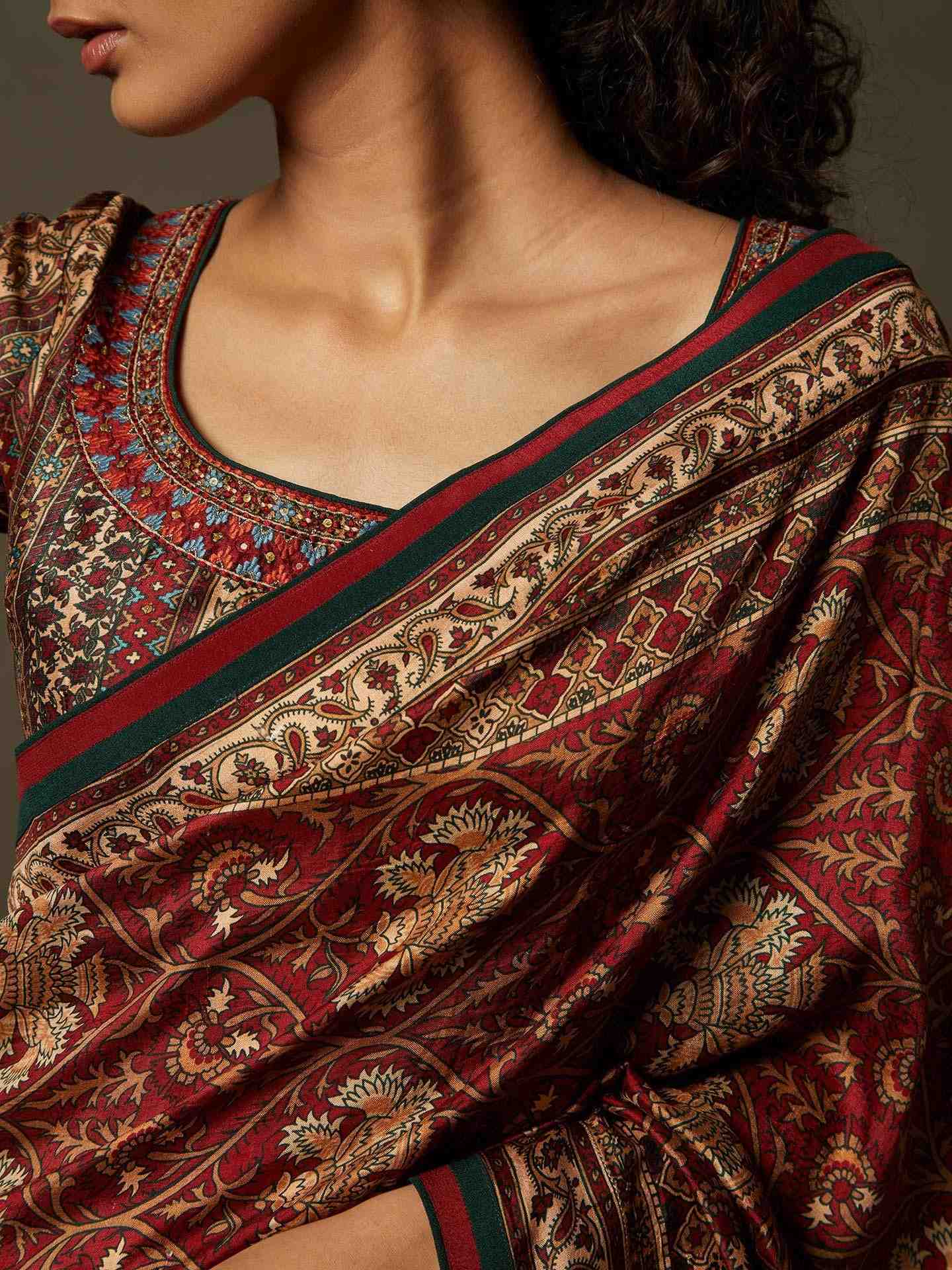 Burgundy Kulah Saree With Unstitched Blouse