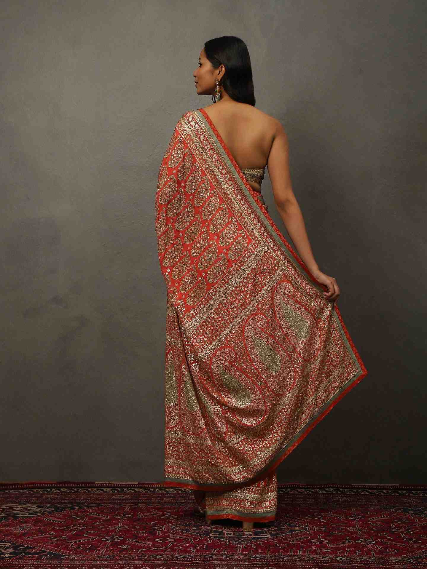 Coral & Khaki Keya Saree With Unstitched Blouse