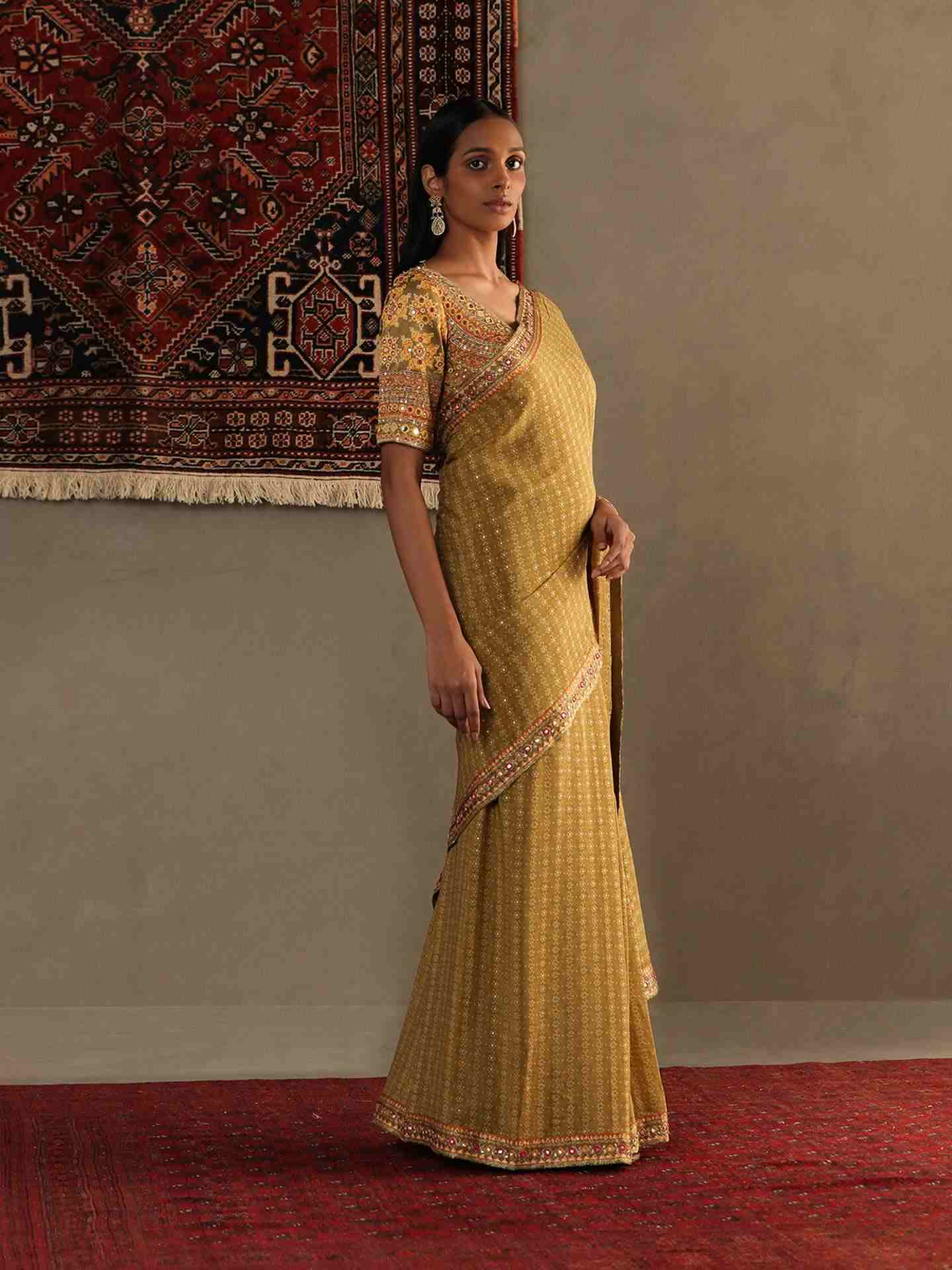 Moss Green Bindiya Saree With Unstitched Blouse