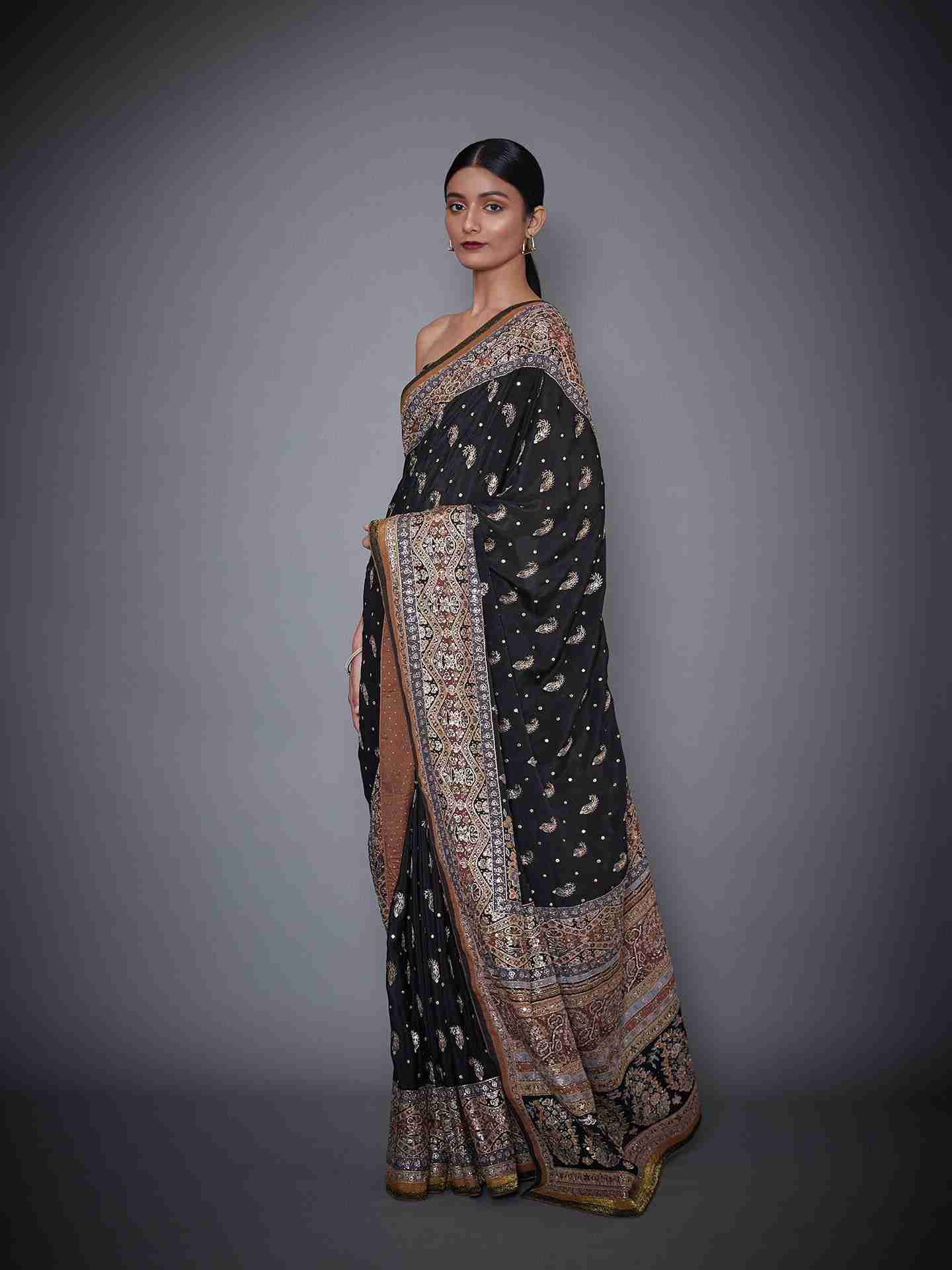 Black & Beige Chamba Saree With Unstitched Blouse