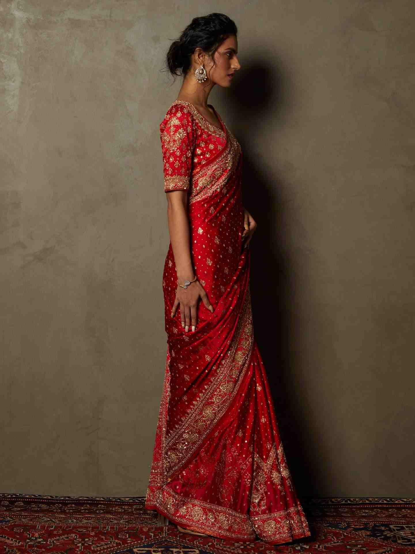 Red Jaya Saree With Unstitched Blouse