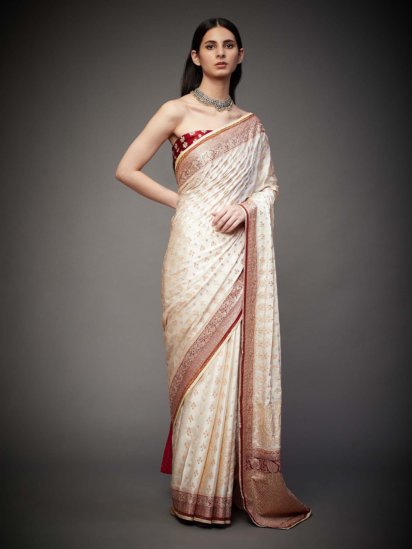 Off White Parampara Saree With Unstitched Blouse