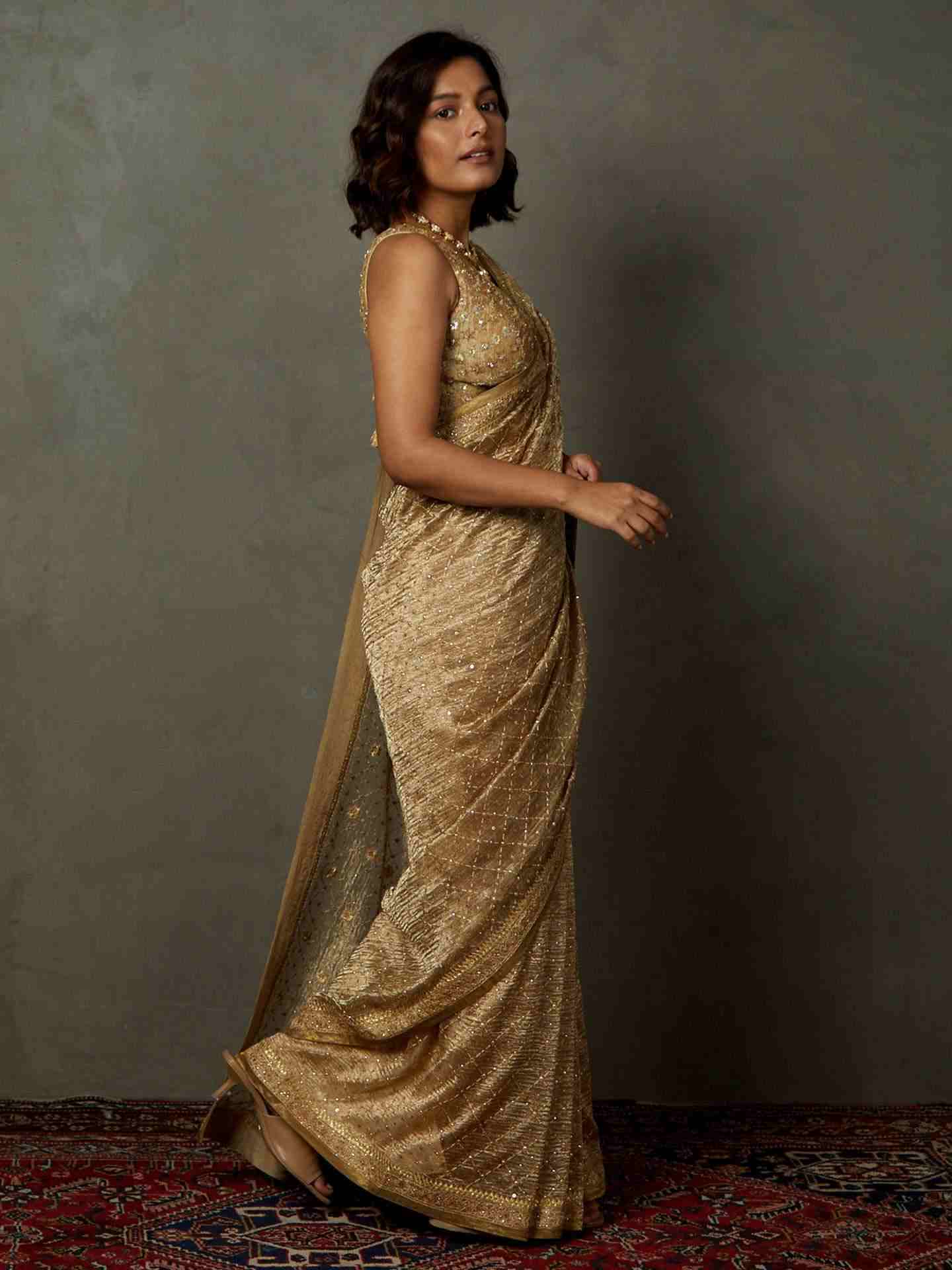 Gold Rohira Saree With Unstitched Blouse