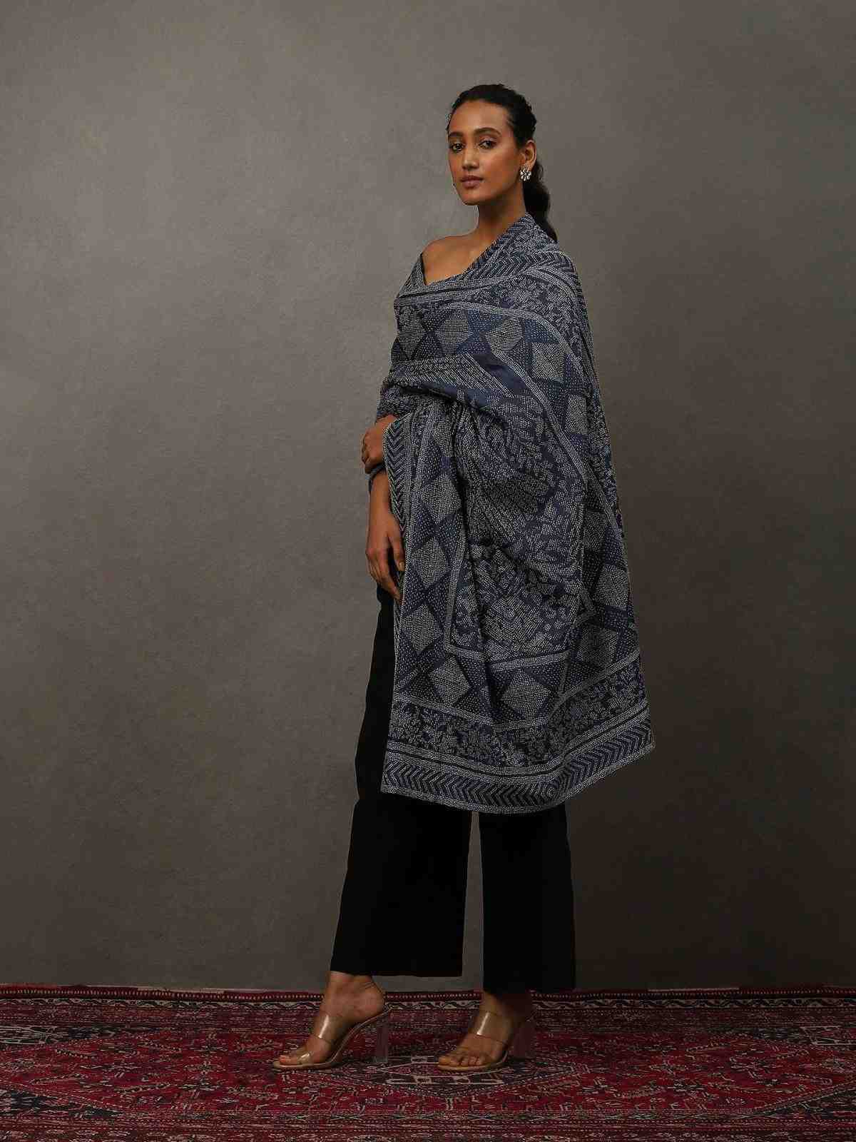 Indigo Blue Gonda Varunda Shawl