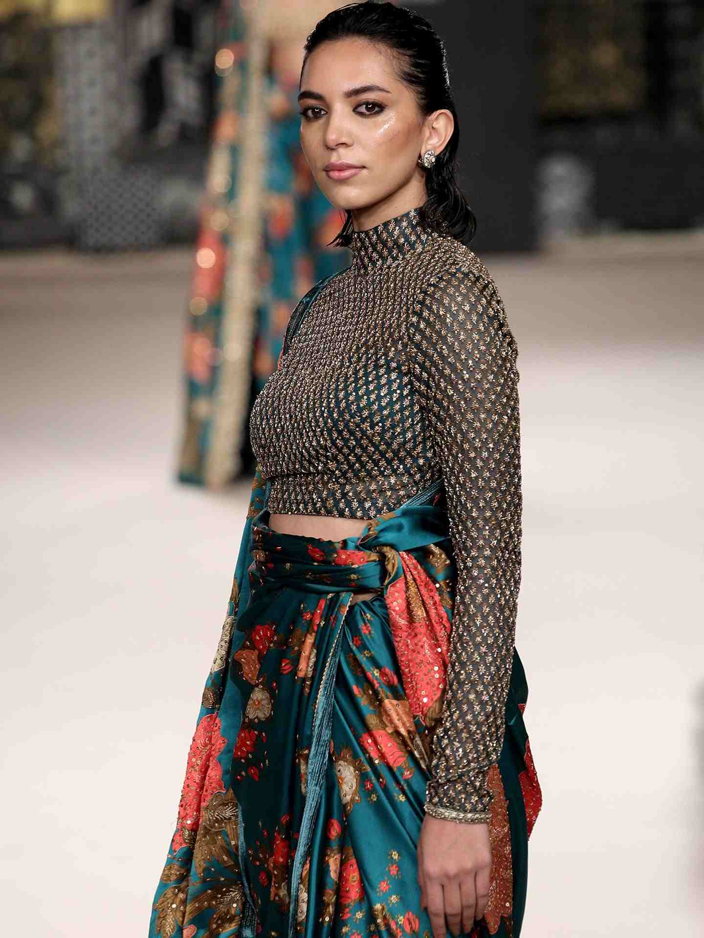 Teal Bella Floral Saree With Stitched Blouse