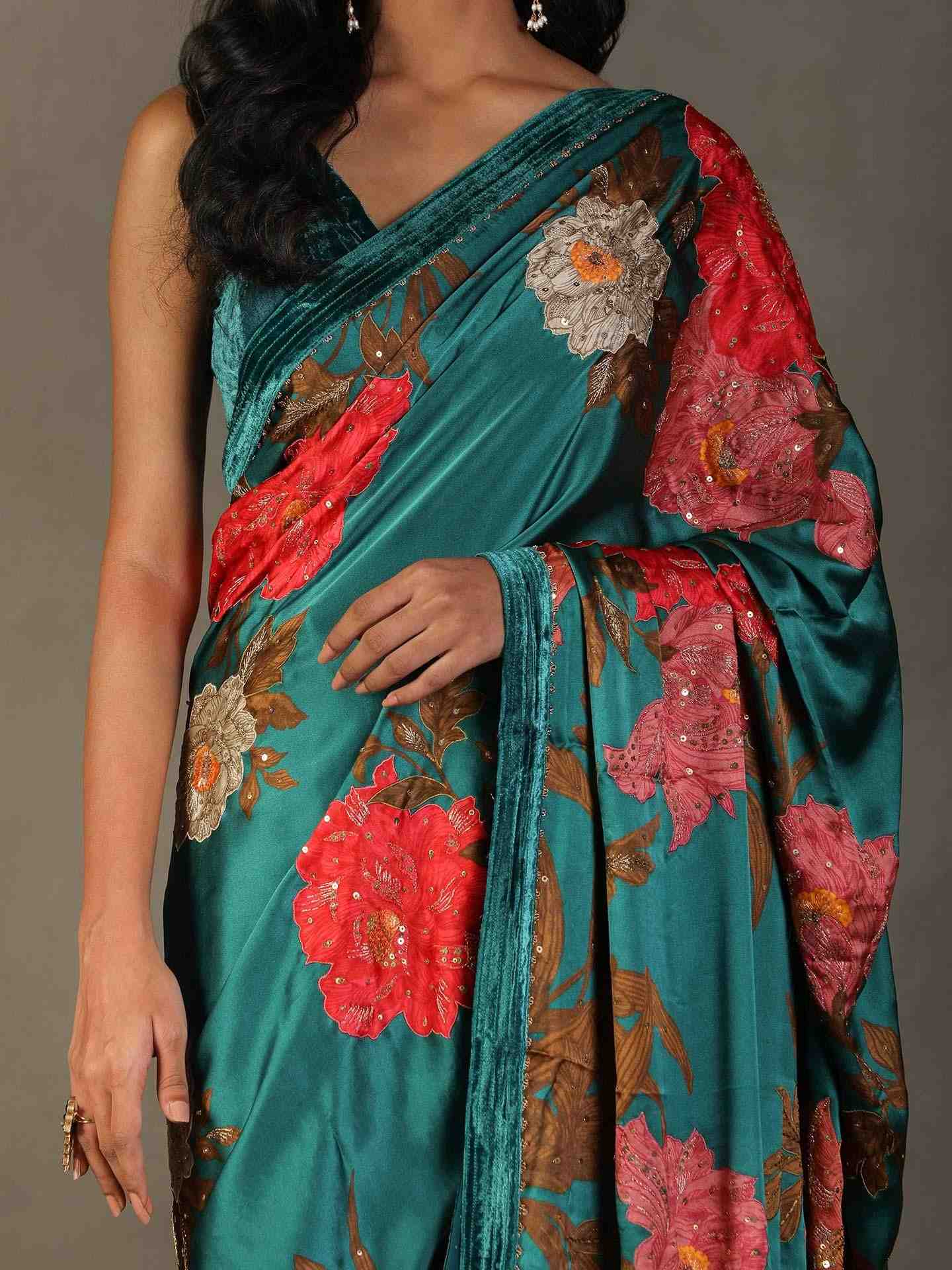 Dark Teal Bella Floral Saree With Stitched Blouse