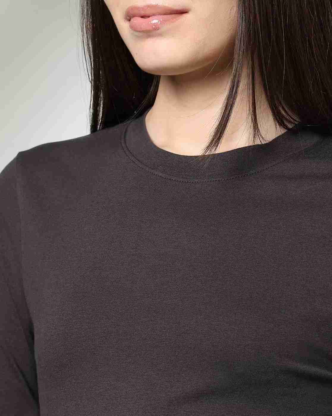 RIO BASIC | Women Fitted Crew-Neck Crop T-Shirt|3