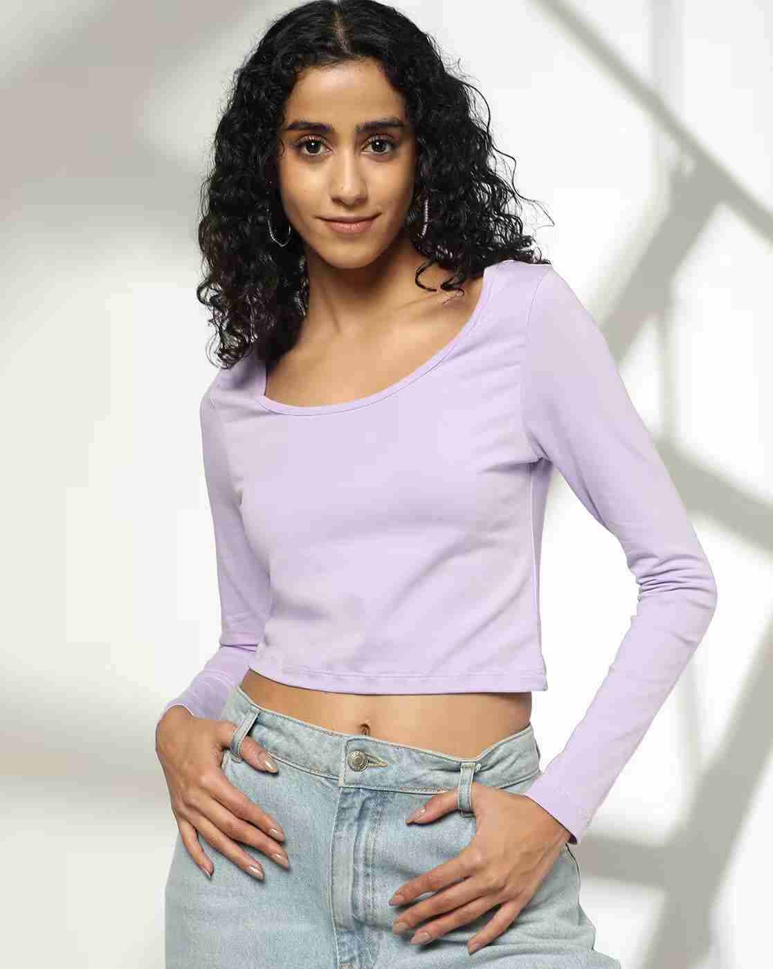 Women Fitted Round-Neck T-Shirt