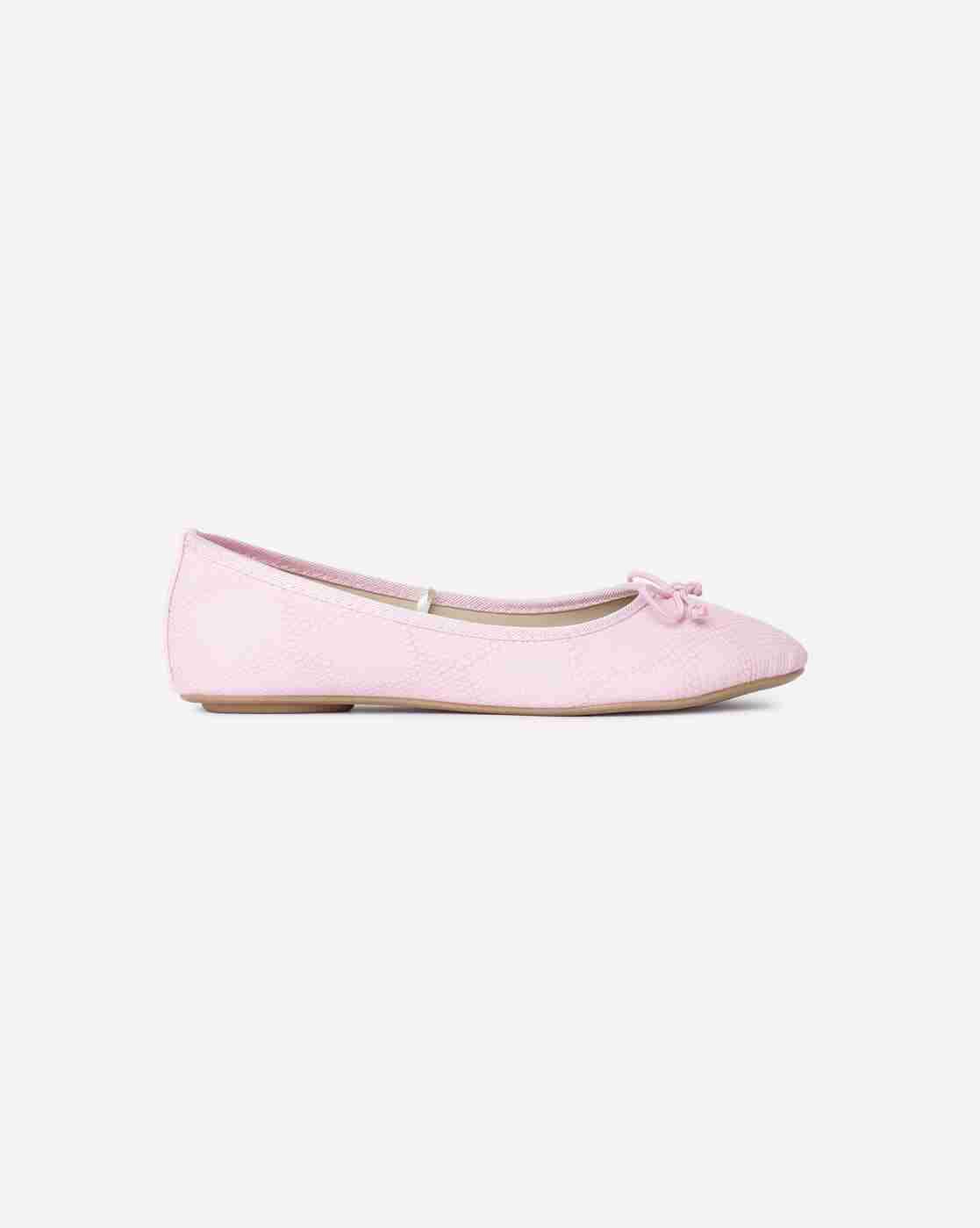 RIO GIRLS | Reptilian-Texture Ballerinas with Bow Accent