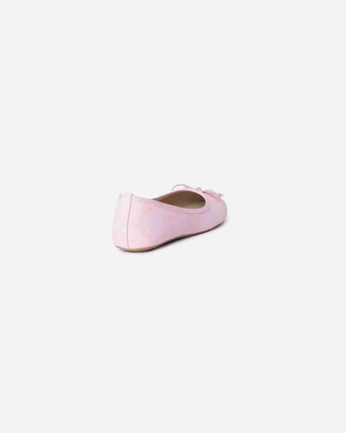 RIO GIRLS | Reptilian-Texture Ballerinas with Bow Accent|2