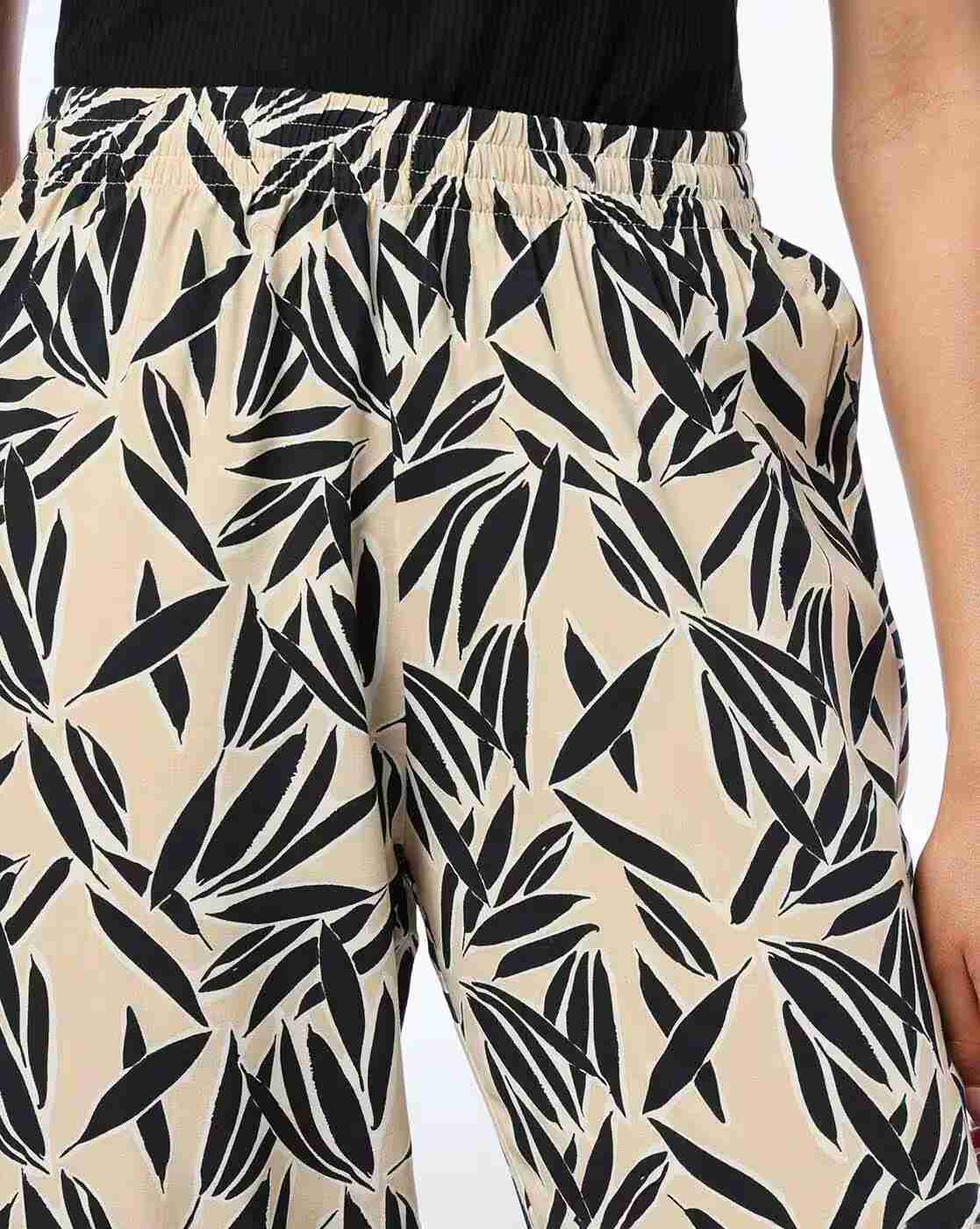 RIO | Women Leaf Print Regular Fit Pyjamas|3