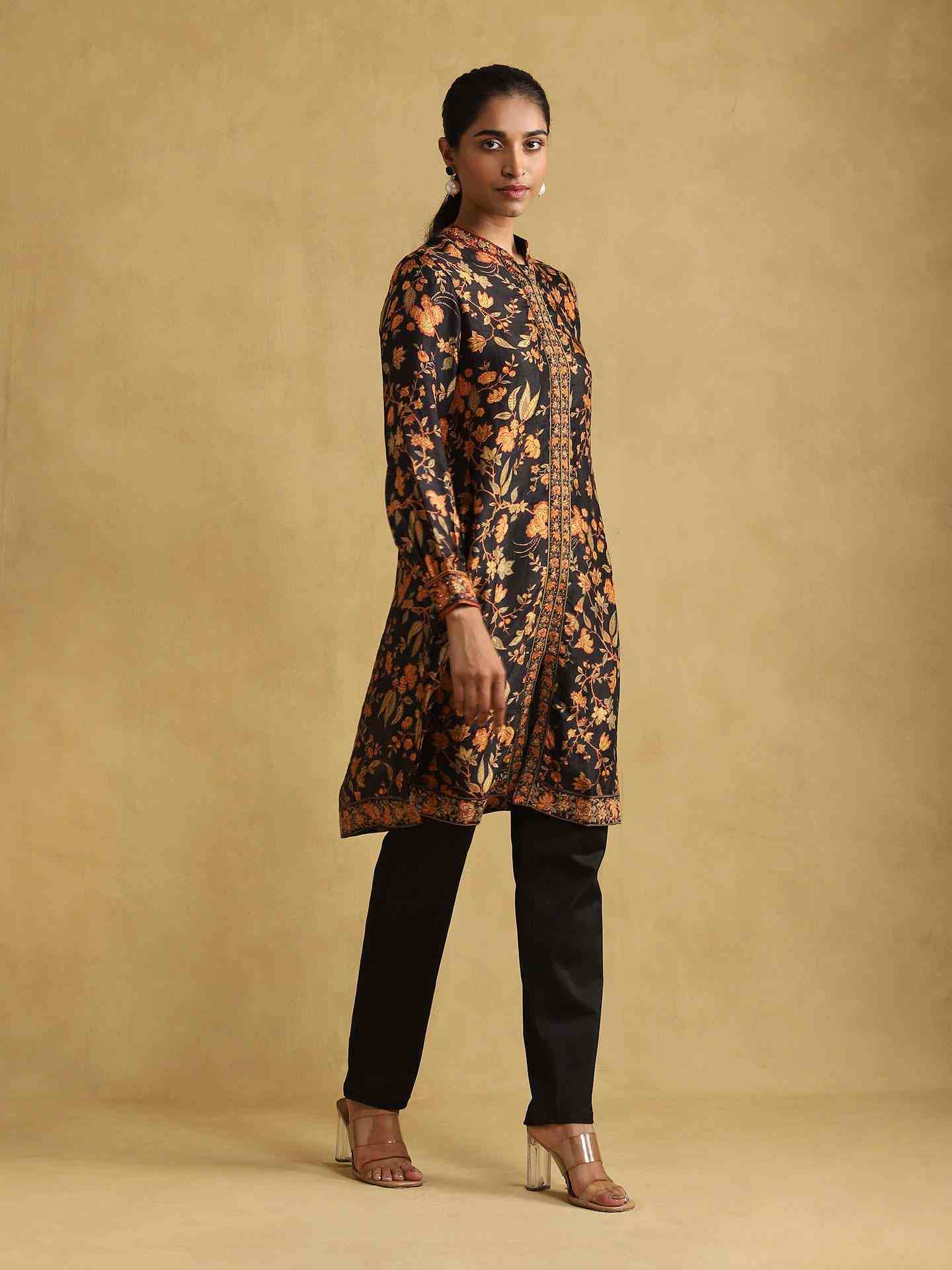 Black & Multi Kalamkriti Kurta Set