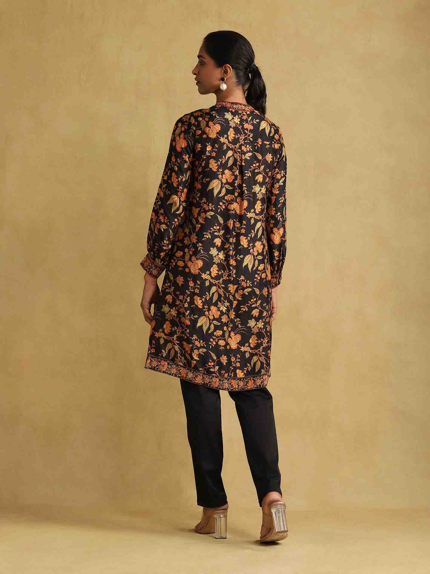 Black & Multi Kalamkriti Kurta Set