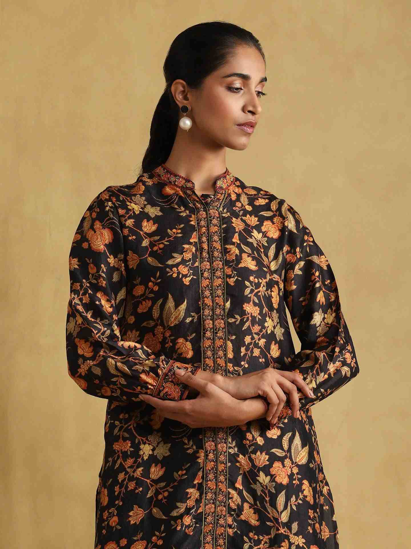 Black & Multi Kalamkriti Kurta Set