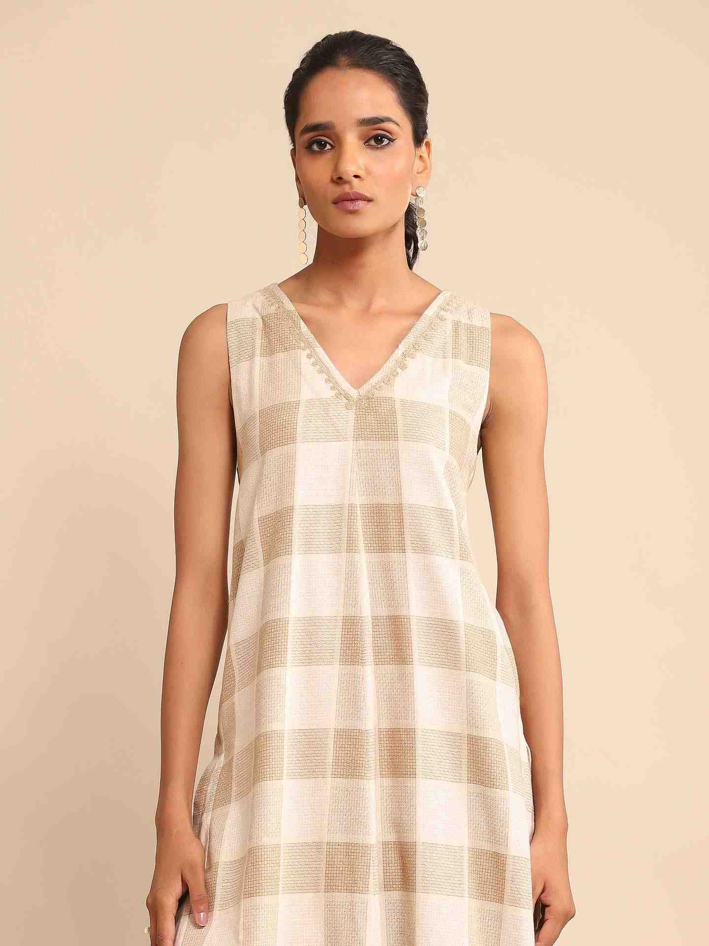 Beige Urban Elysian Yarn-Dyed  Kurta Set