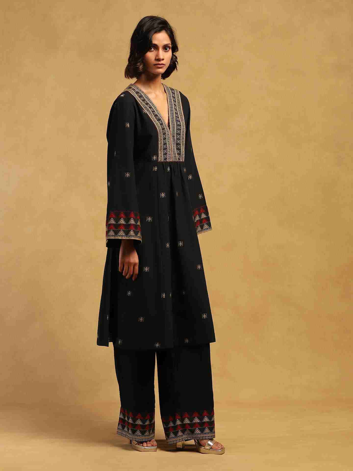 Black Aurelia Kurta Set