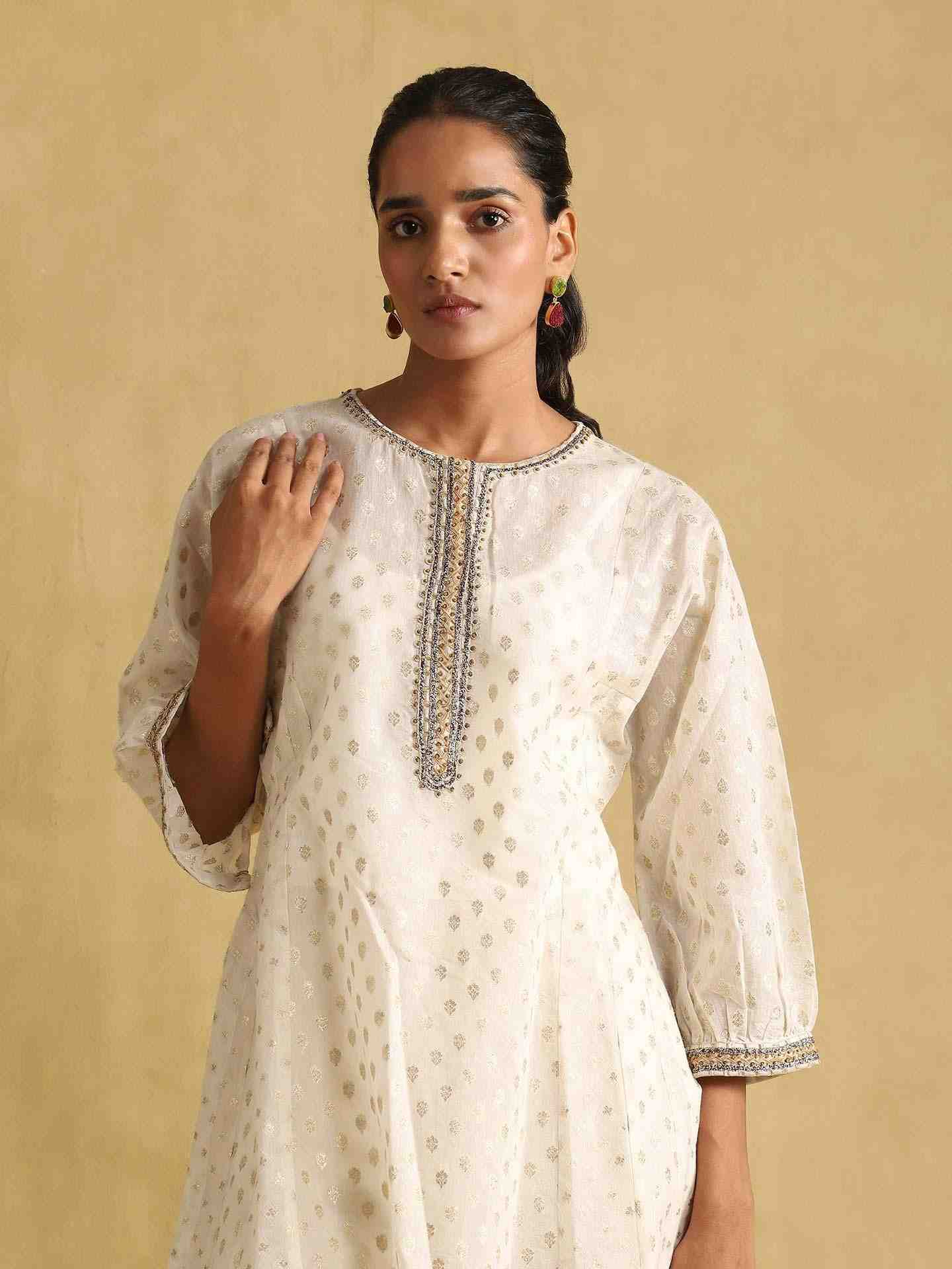 Off White Rimjhim Cotton Ensemble