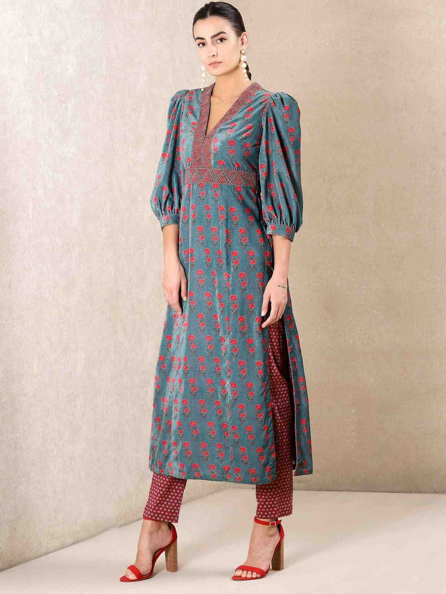 Teal Aneri Velvet Kurta Set