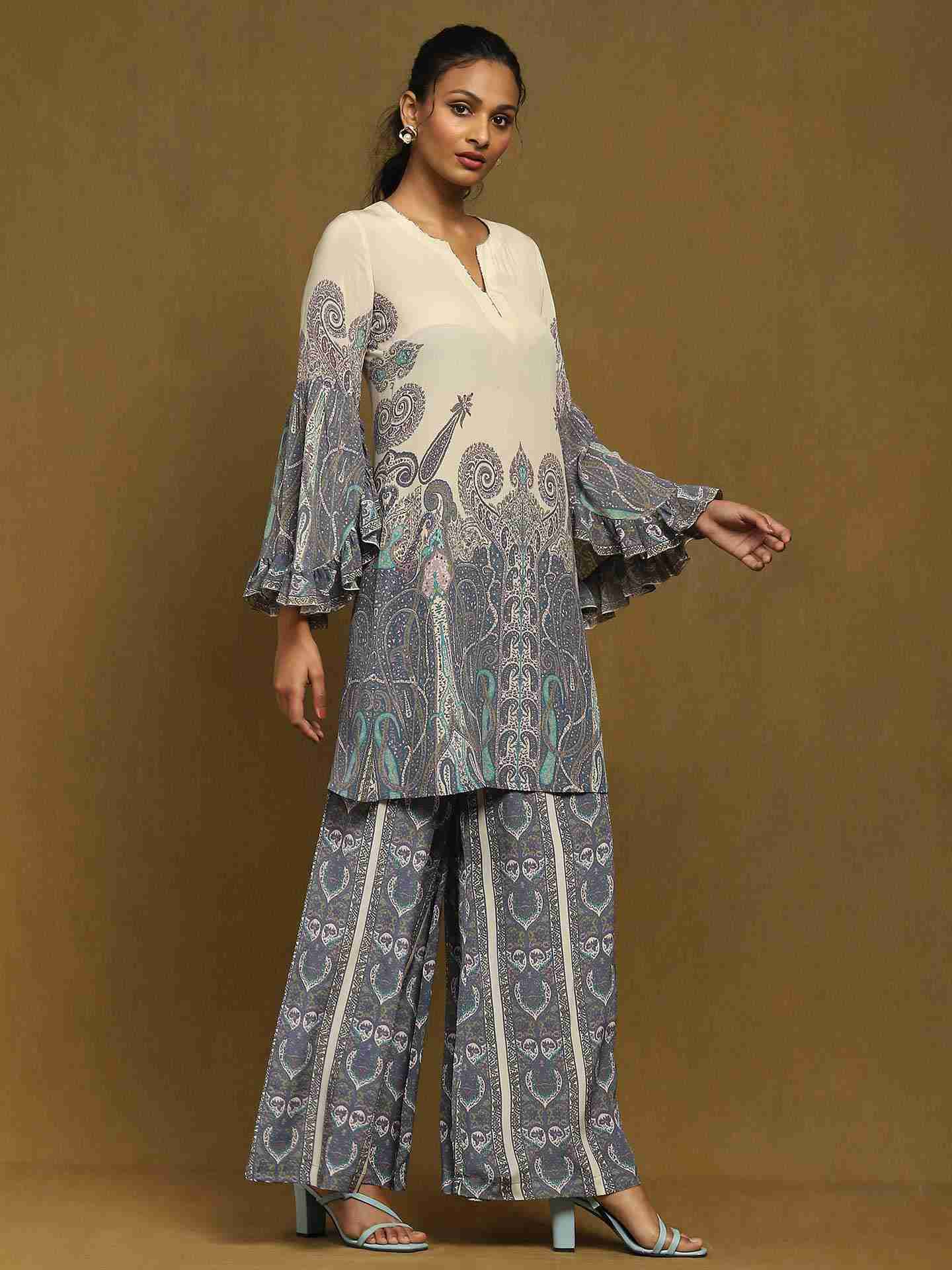 Off White Joshika Kurta Set