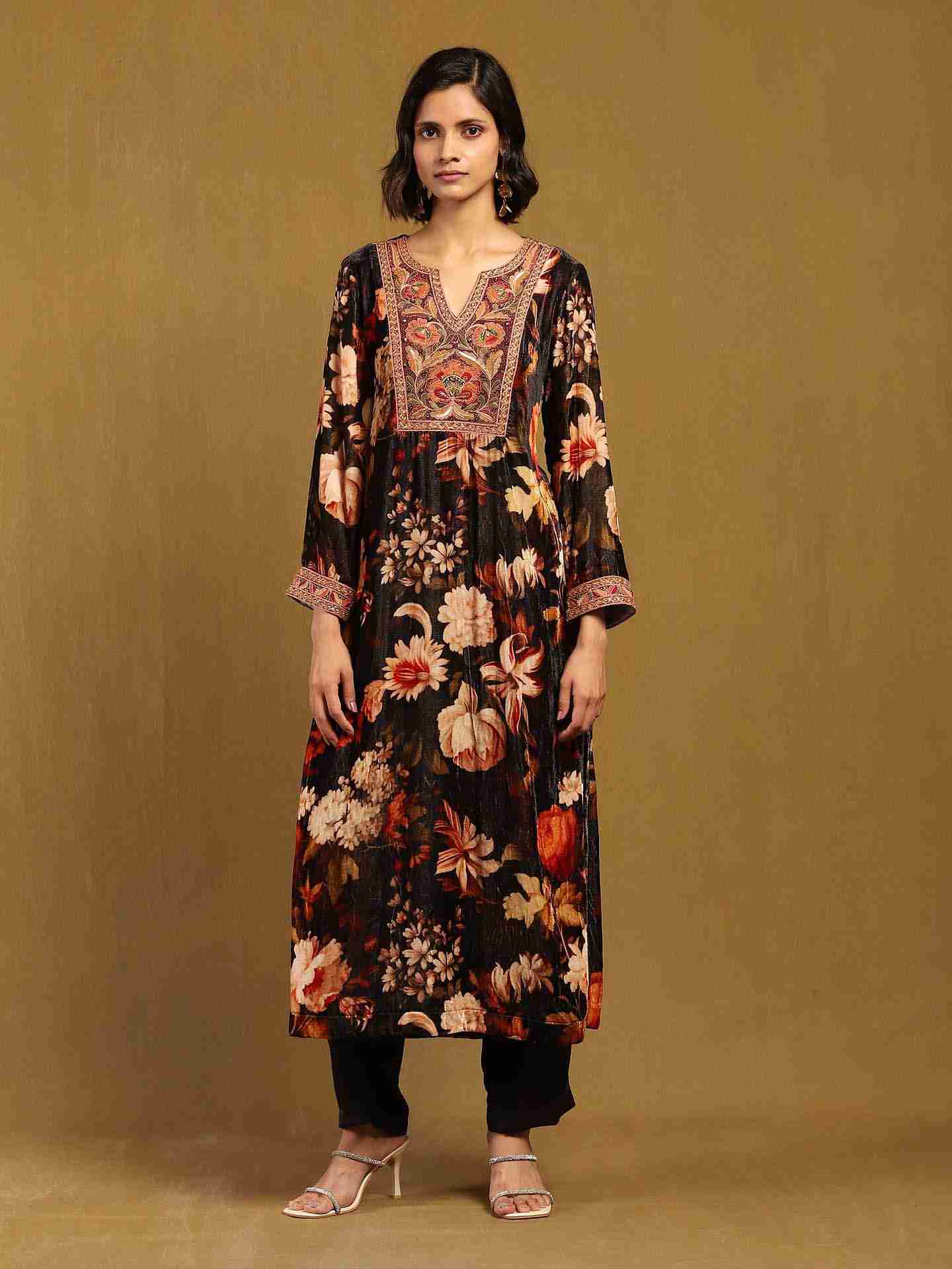 Black Genevieve Kurta Set