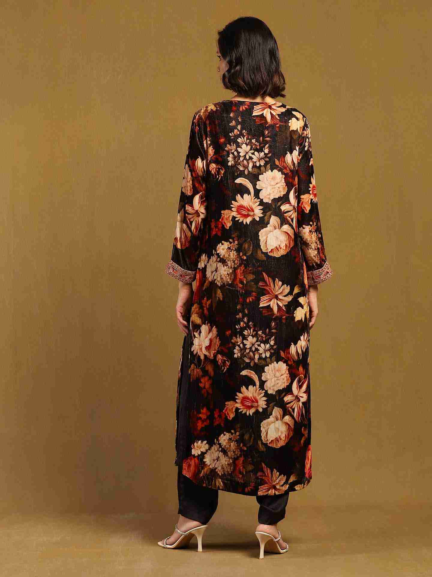 Black Genevieve Kurta Set