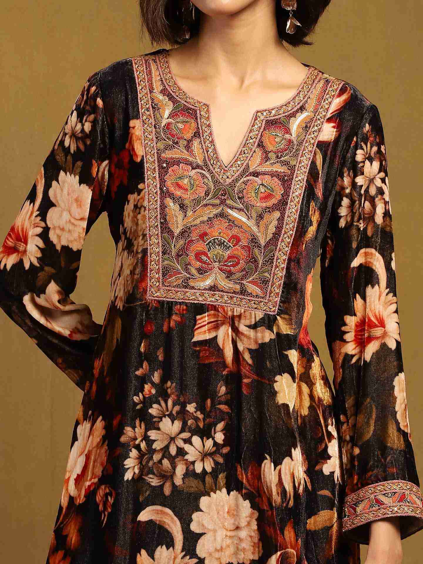 Black Genevieve Kurta Set