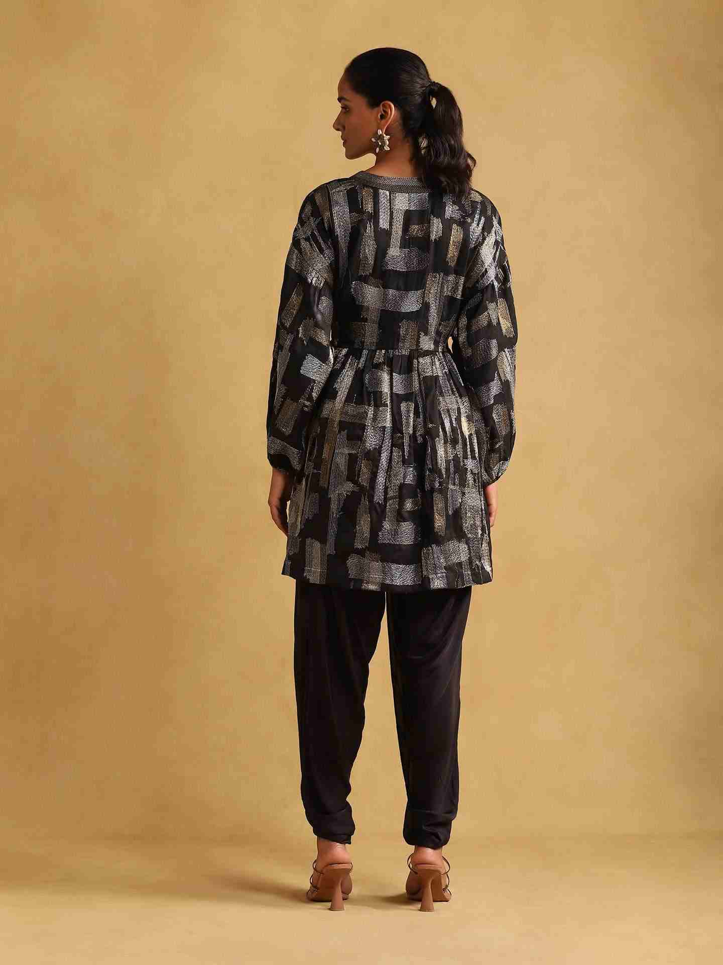 Black Strokes Kurta Set