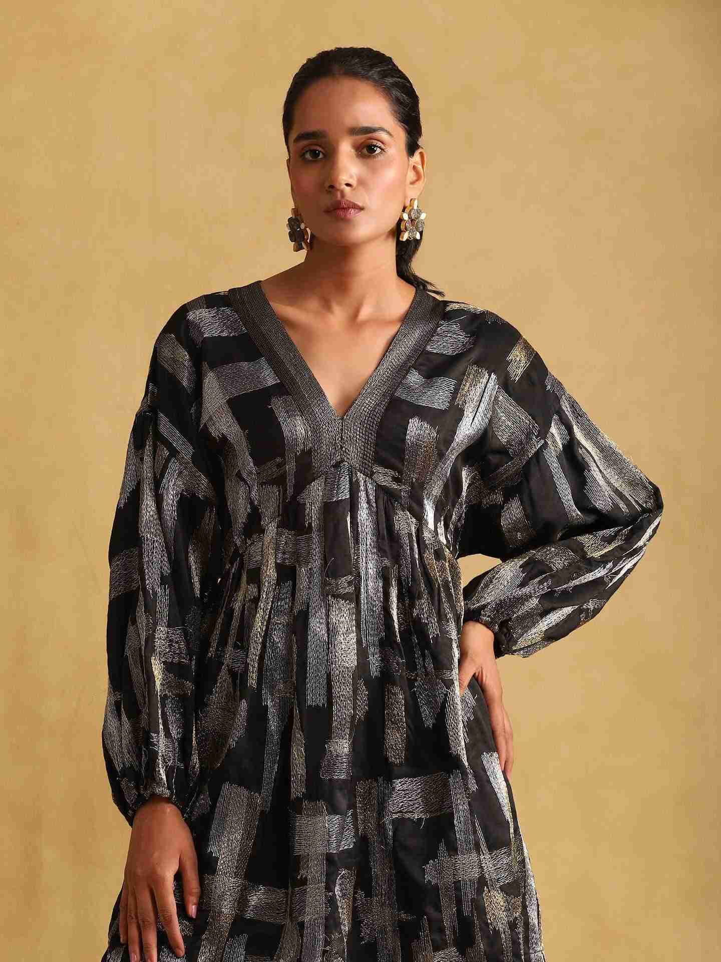 Black Strokes Kurta Set