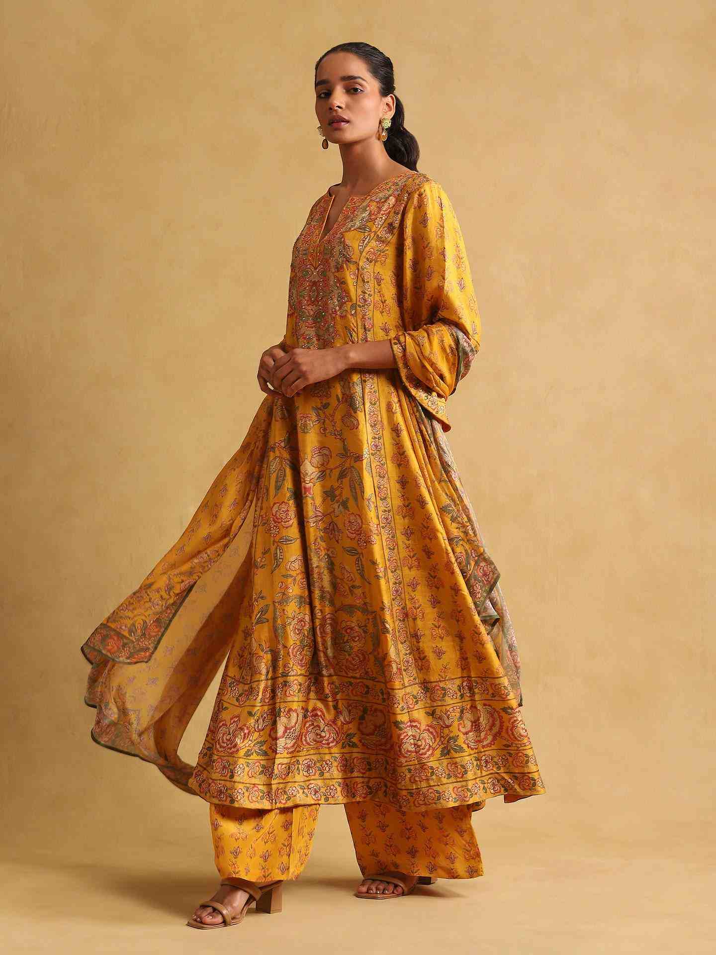 Mustard & Multi Kalamkriti Suit Set