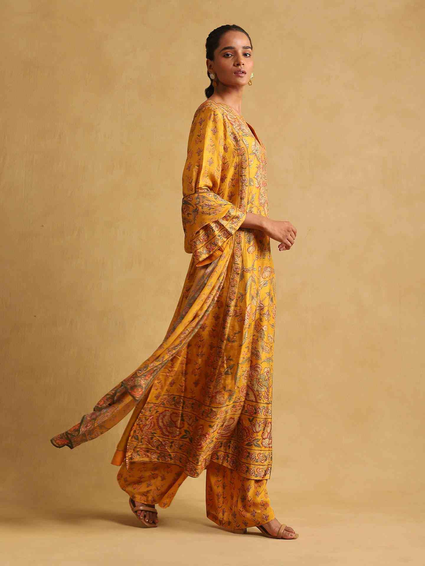 Mustard & Multi Kalamkriti Suit Set