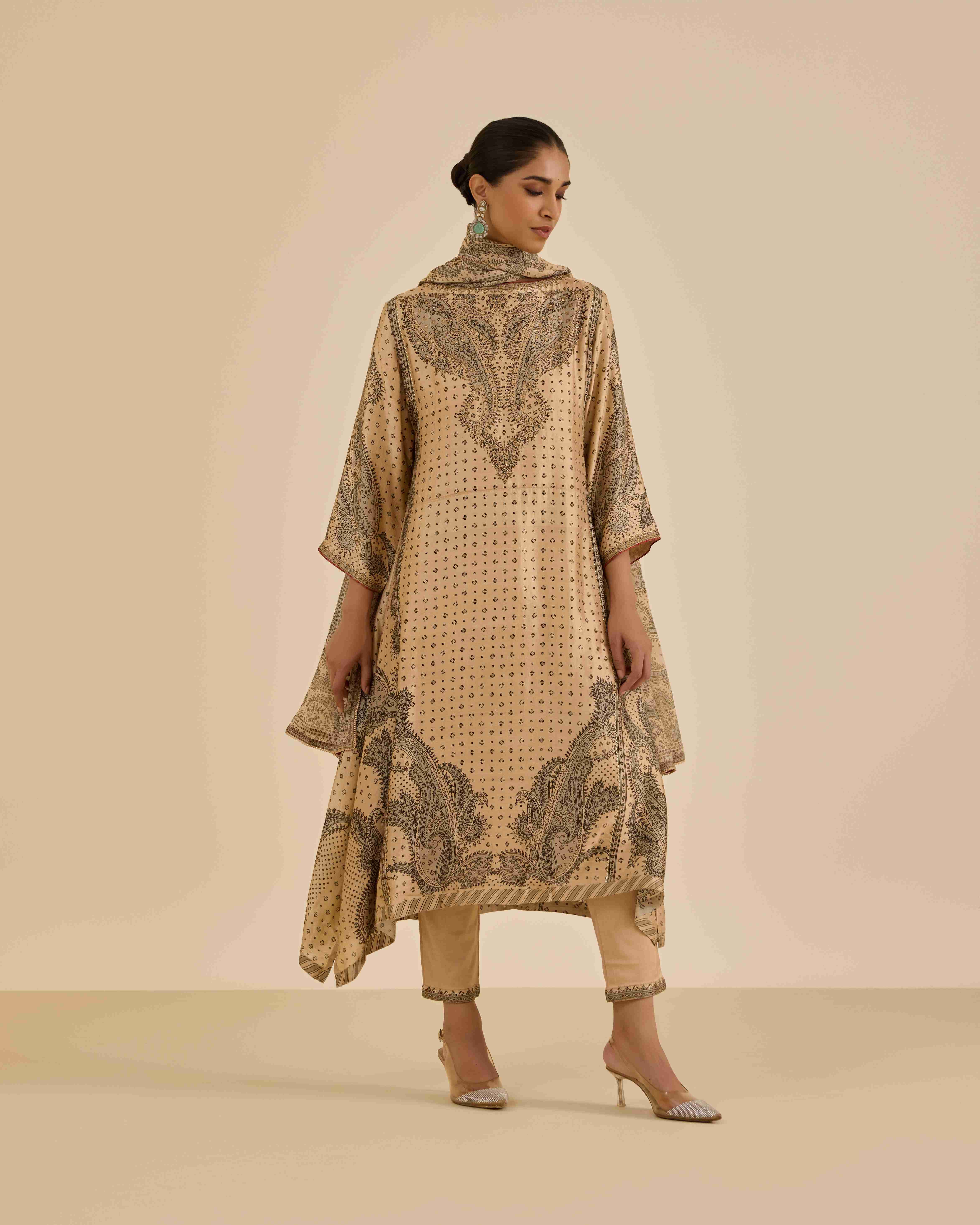 Beige & Black Dancing Paisley Suit Set