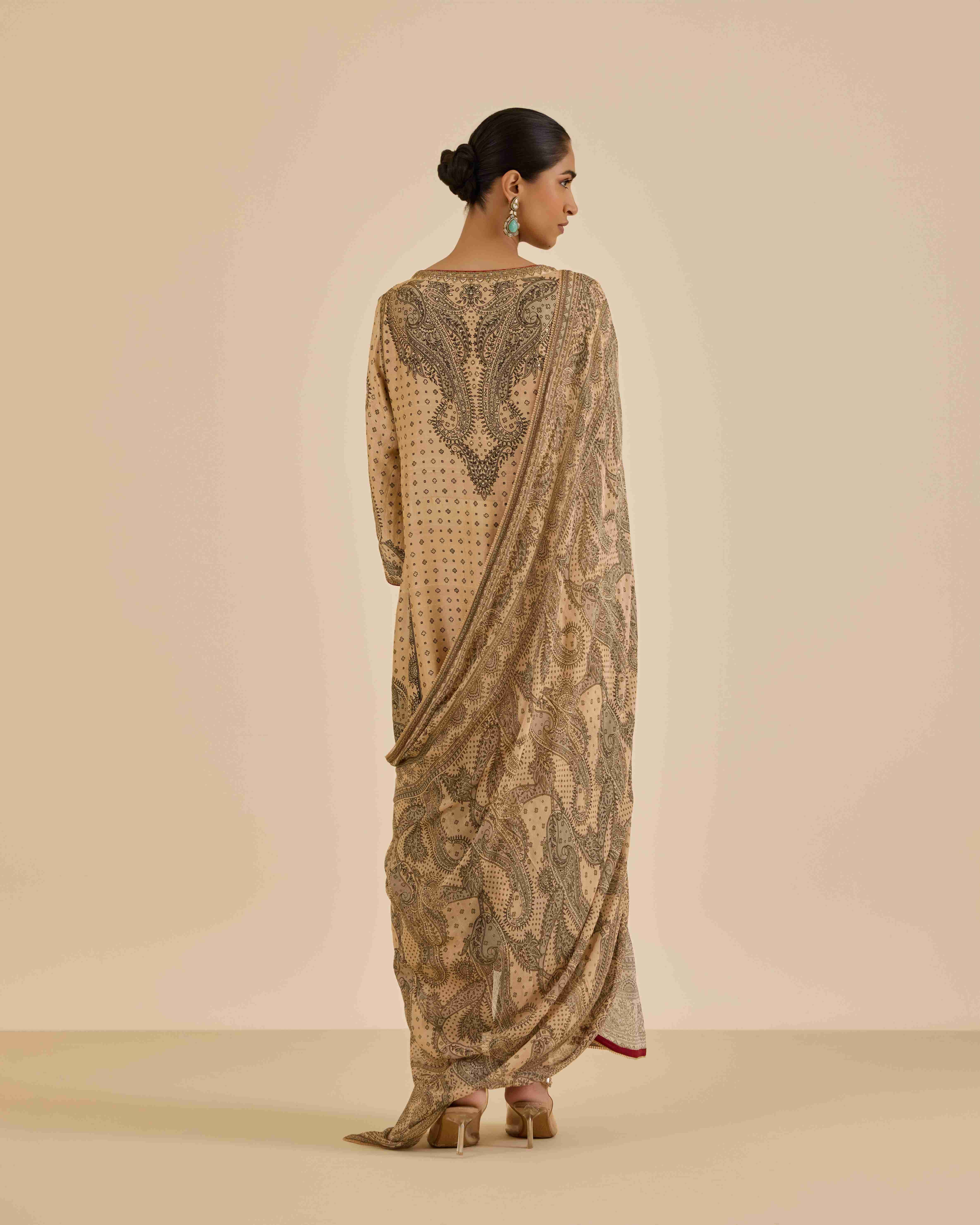 Beige & Black Dancing Paisley Suit Set