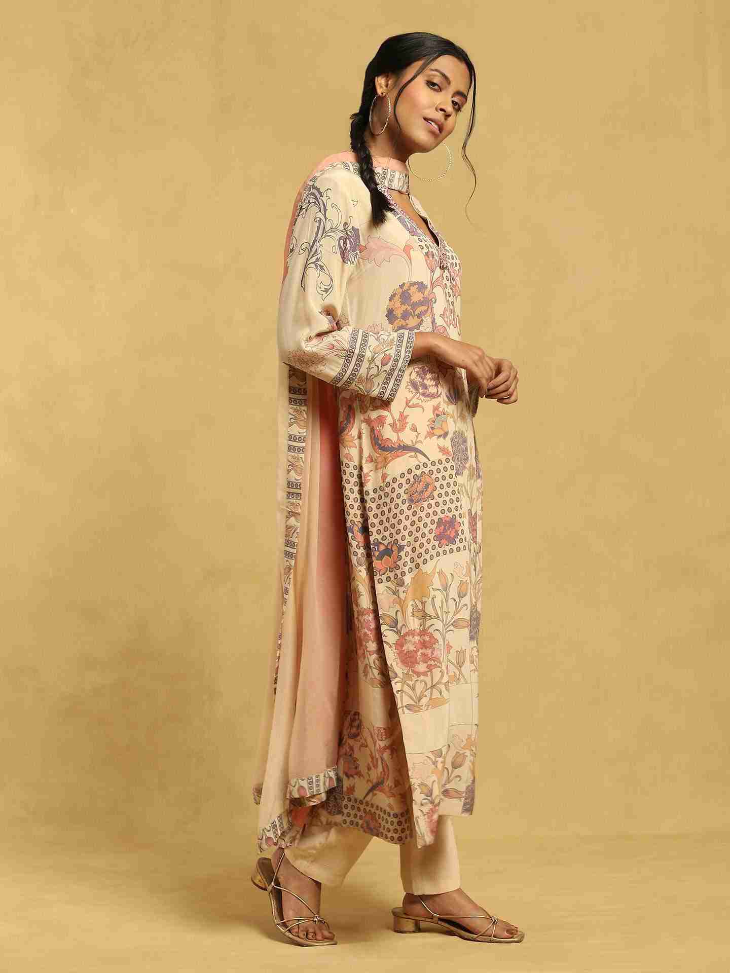 Ecru Calico Crepe Suit Set