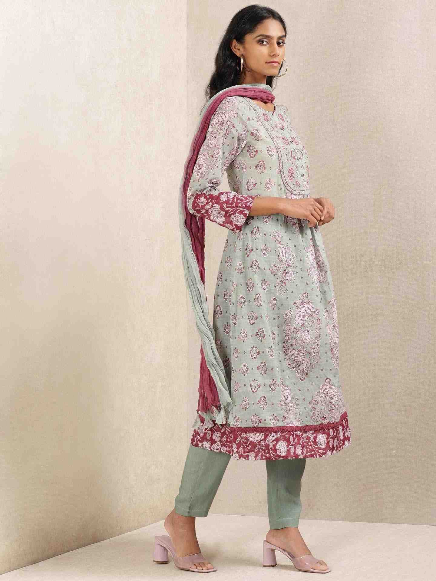 Mint Ratrani Suit Set