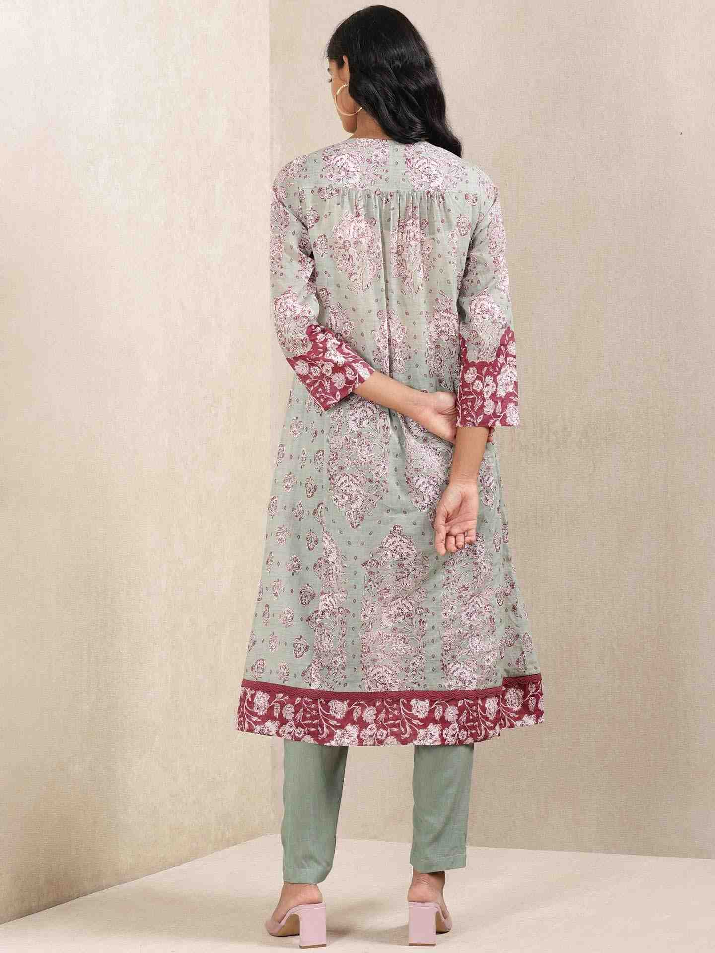 Mint Ratrani Suit Set