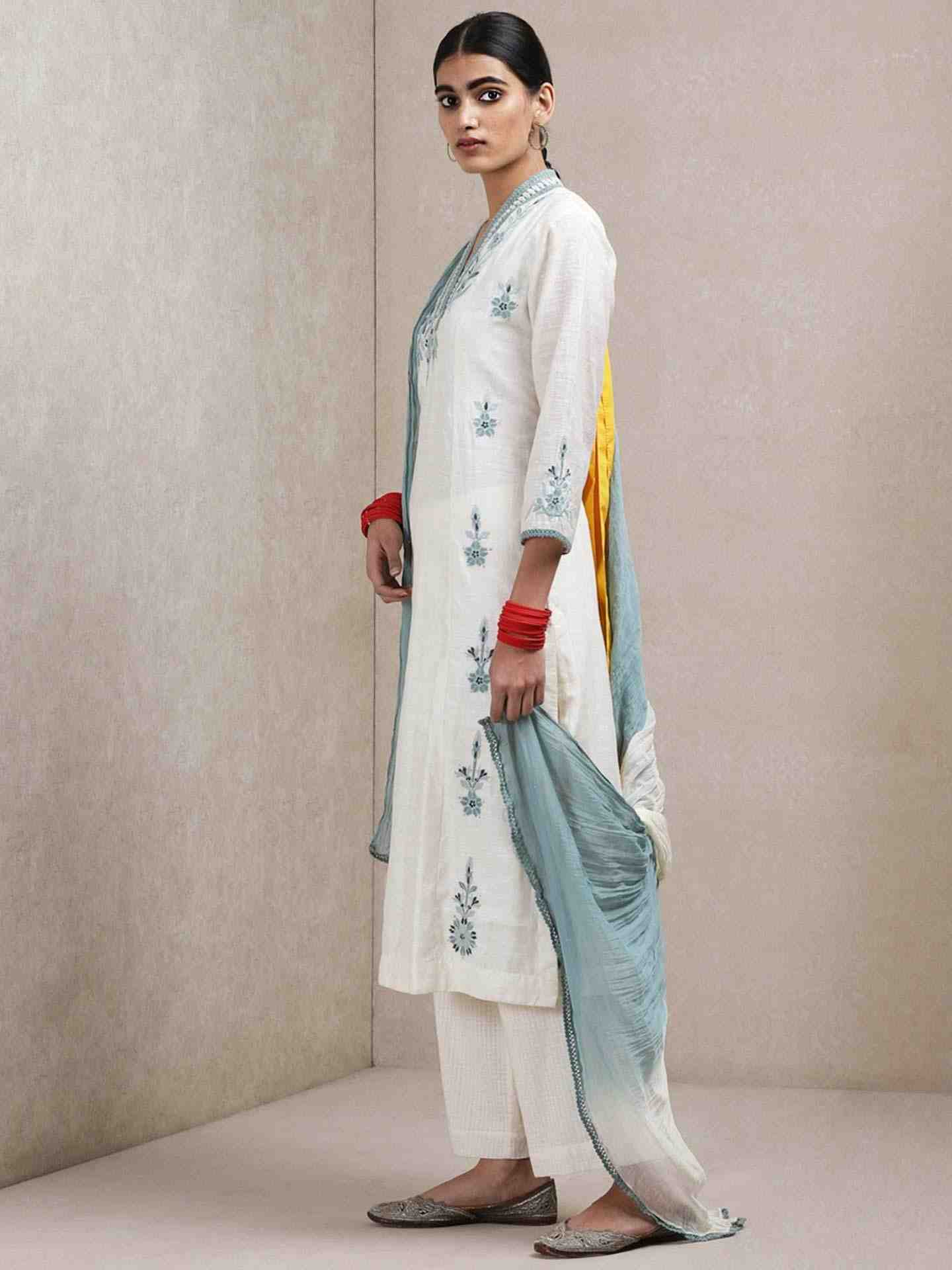 Ivory Aari Suit Set