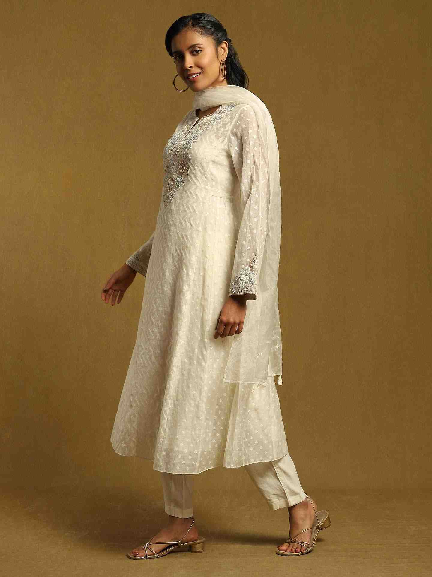 Off White Baadal Chanderi Suit Set