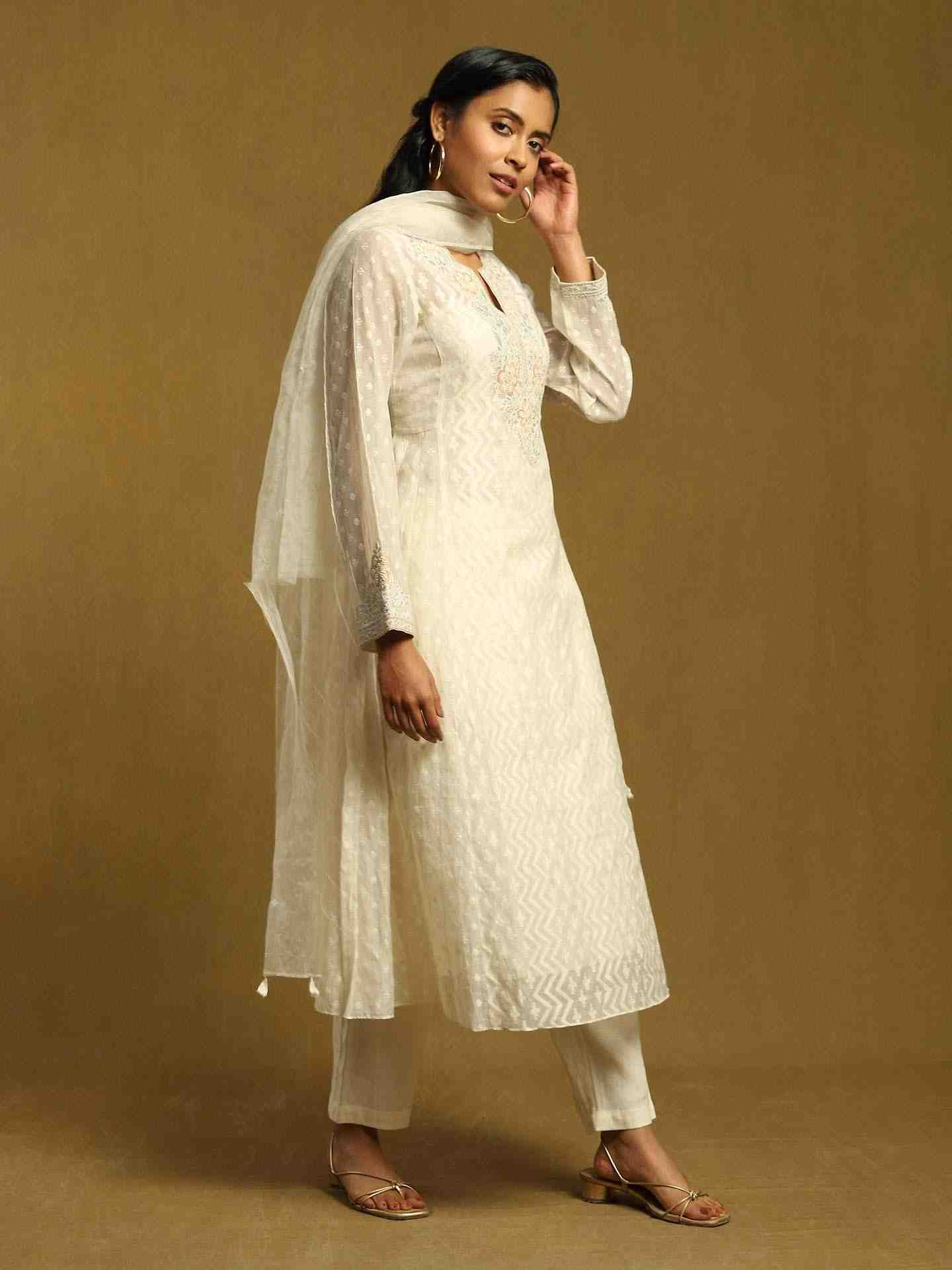 Off White Baadal Chanderi Suit Set