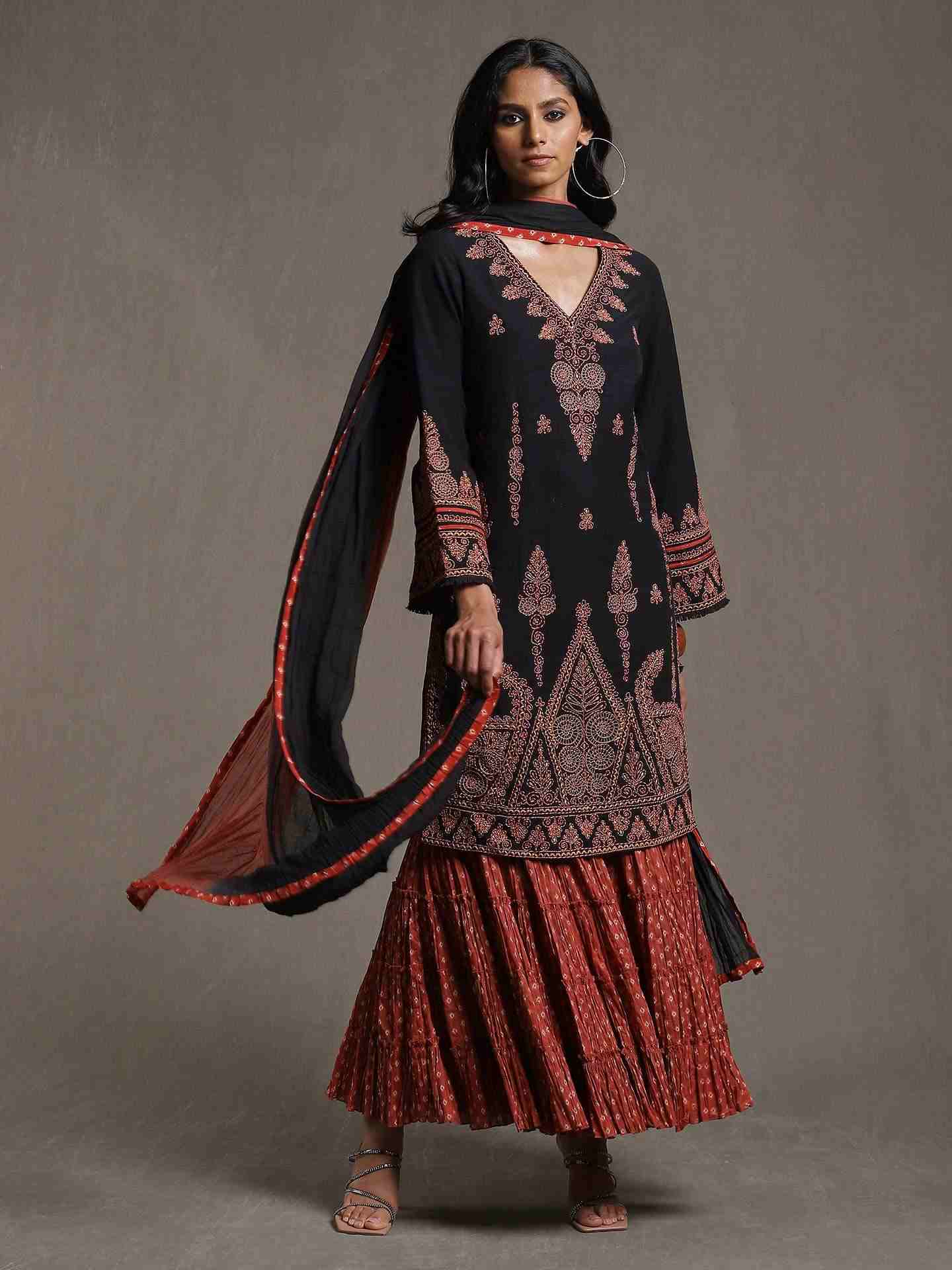 Black Romani Sharara Set