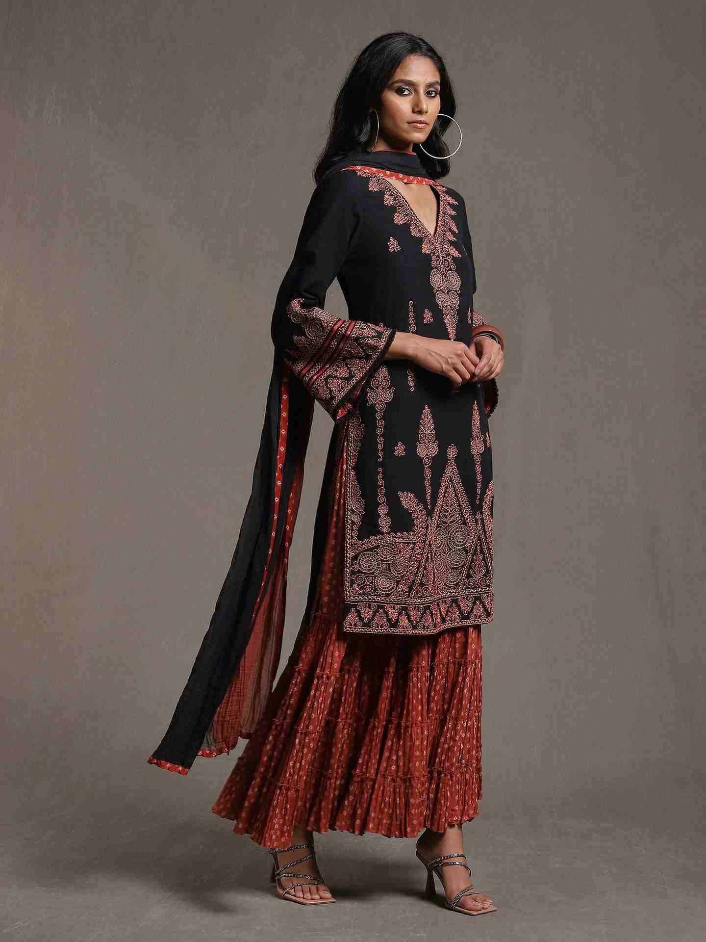 Black Romani Sharara Set