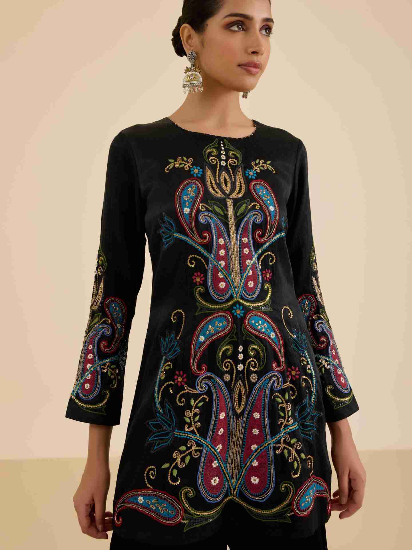 Black Kalgi Suit Set