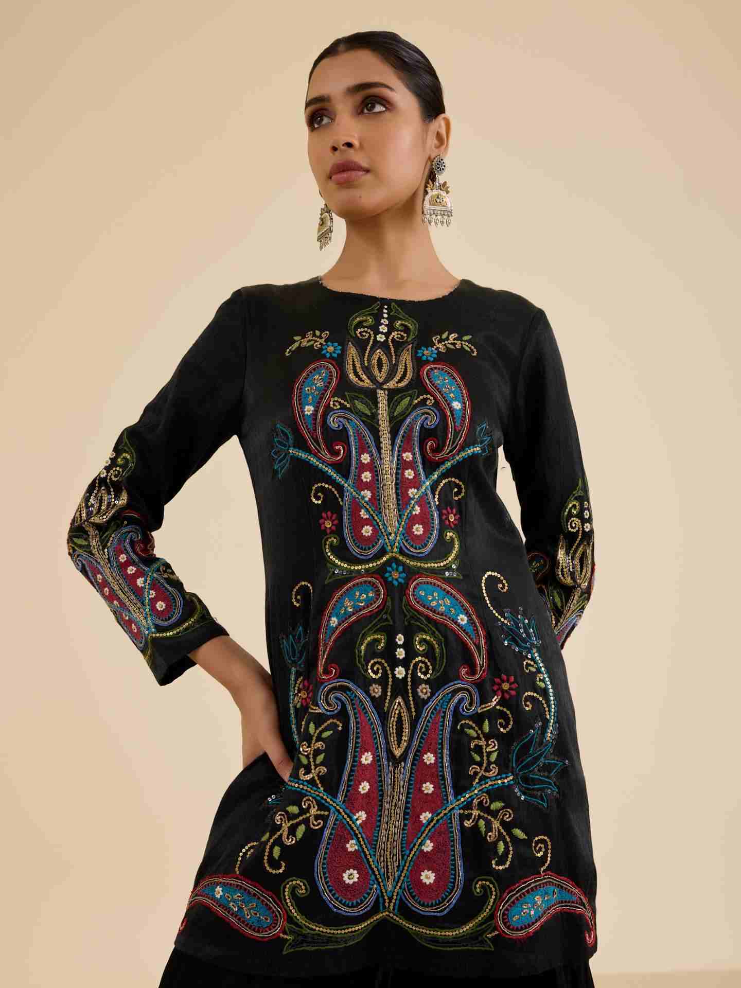 Black Kalgi Suit Set