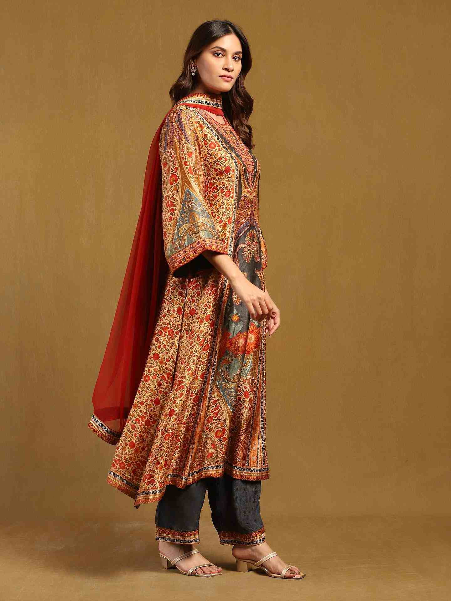 Rust & Multi Pitchpatch Suit Set