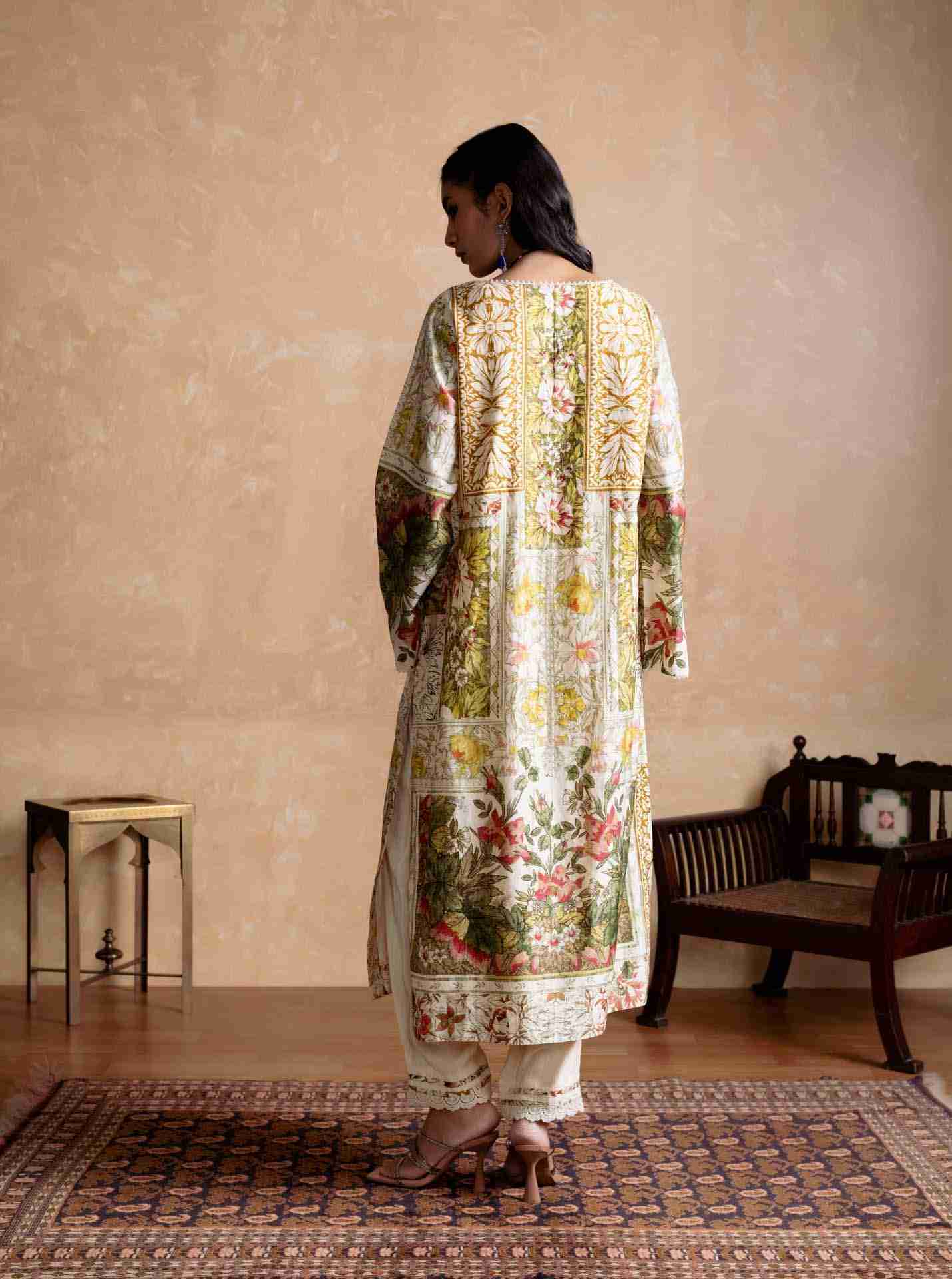 Off White Pierra Suit Set